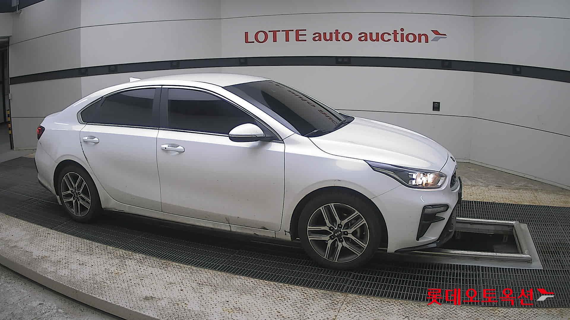 Kia K3 - 22