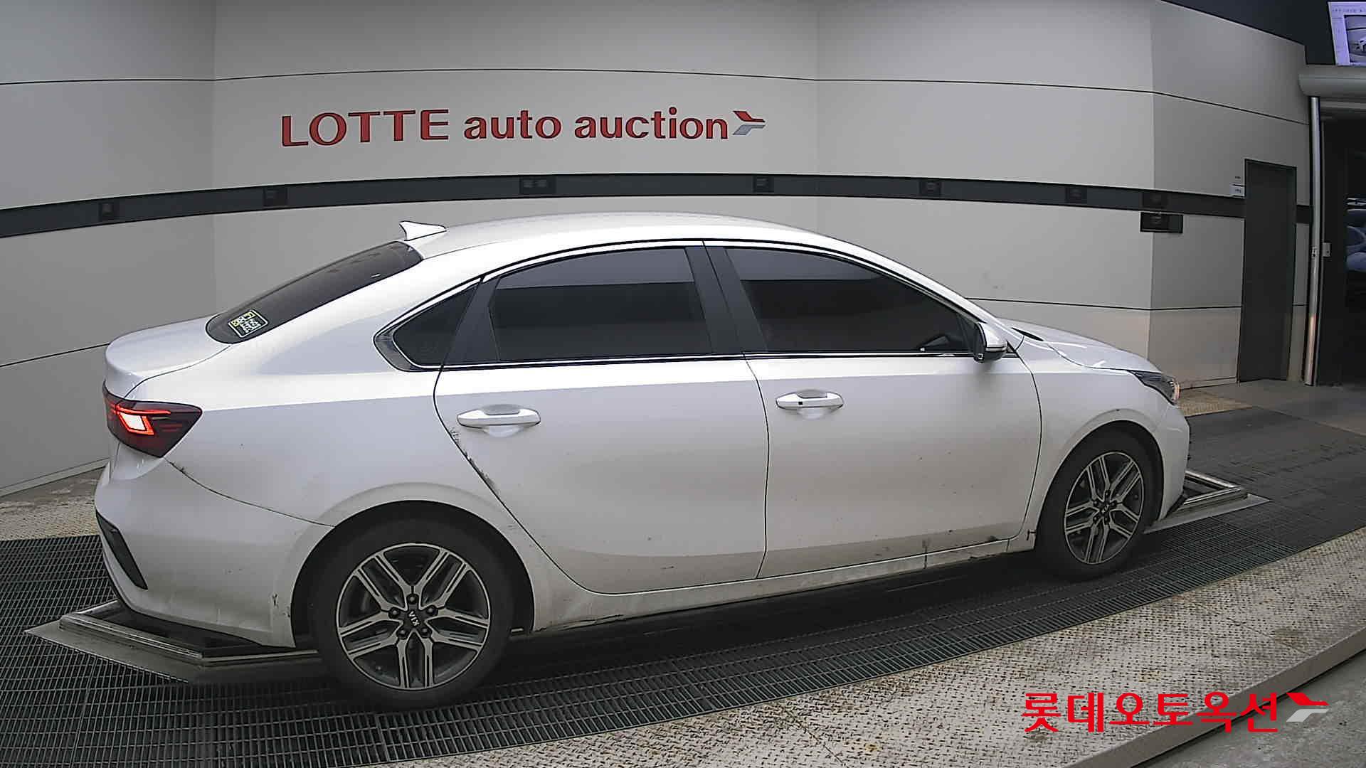 Kia K3 - 20