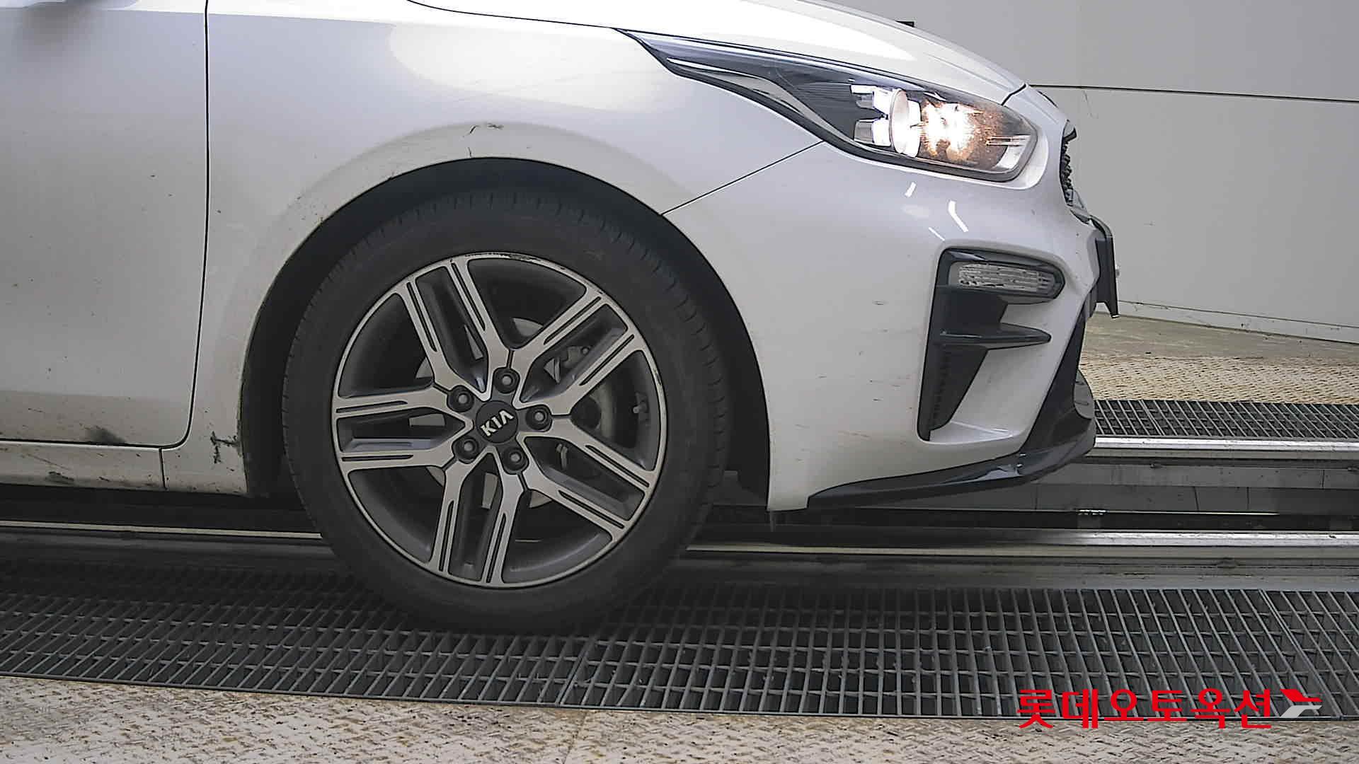 Kia K3 - 27