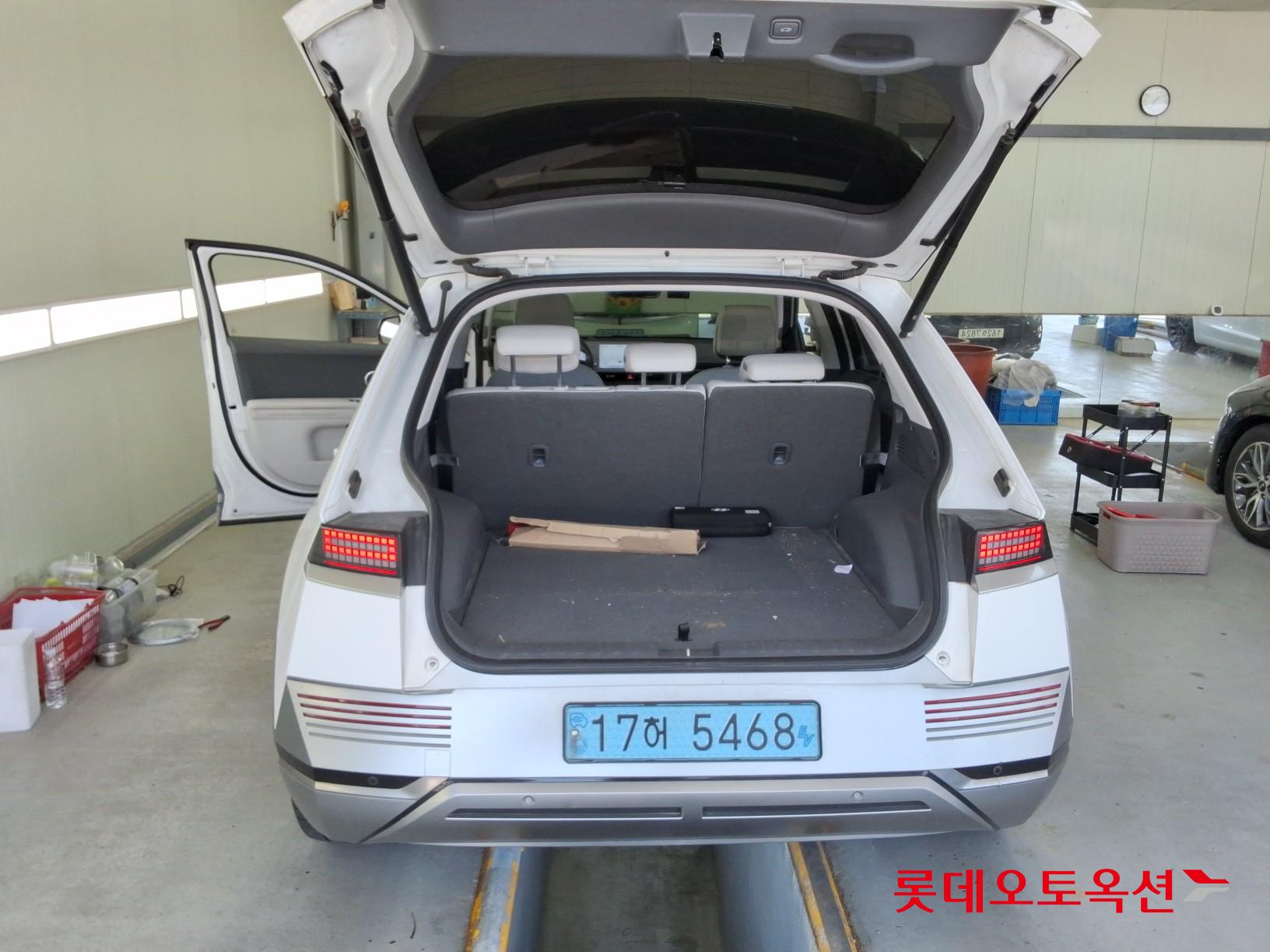 Hyundai Ioniq 5 - 9