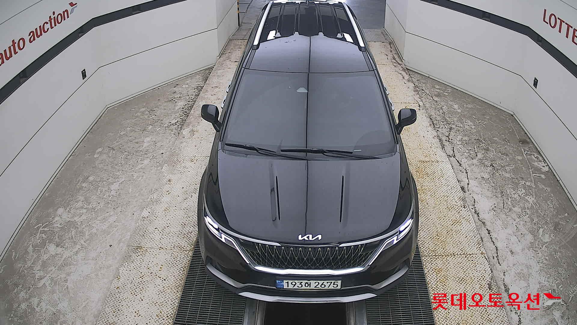 2023 - kia carnival