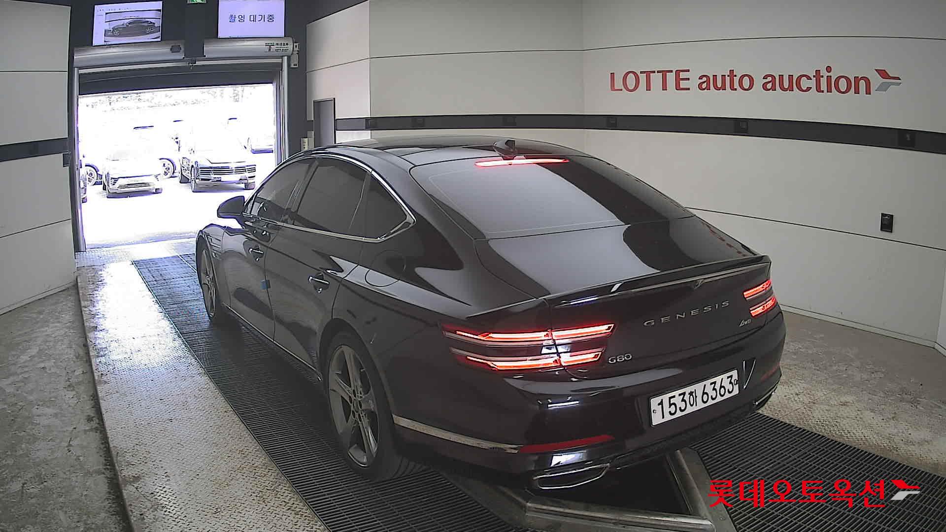 Genesis G80 - 16