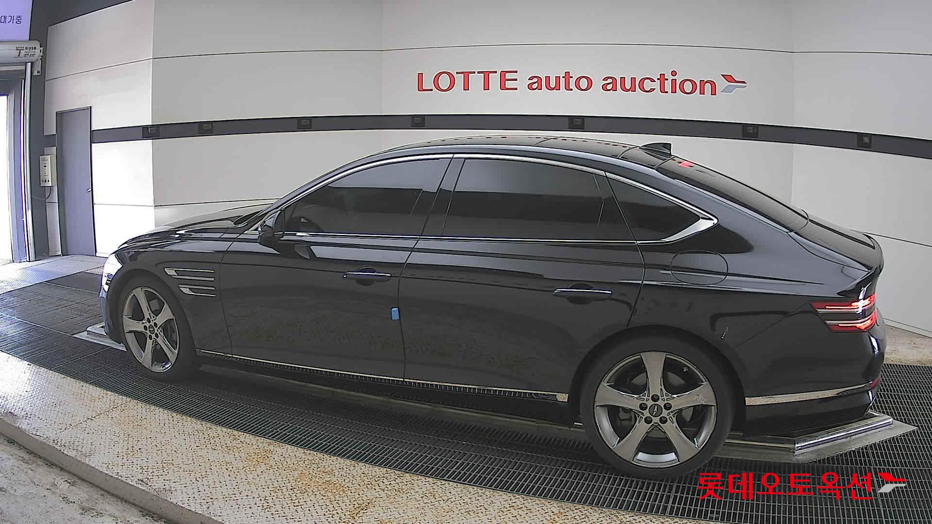 Genesis G80 - 14