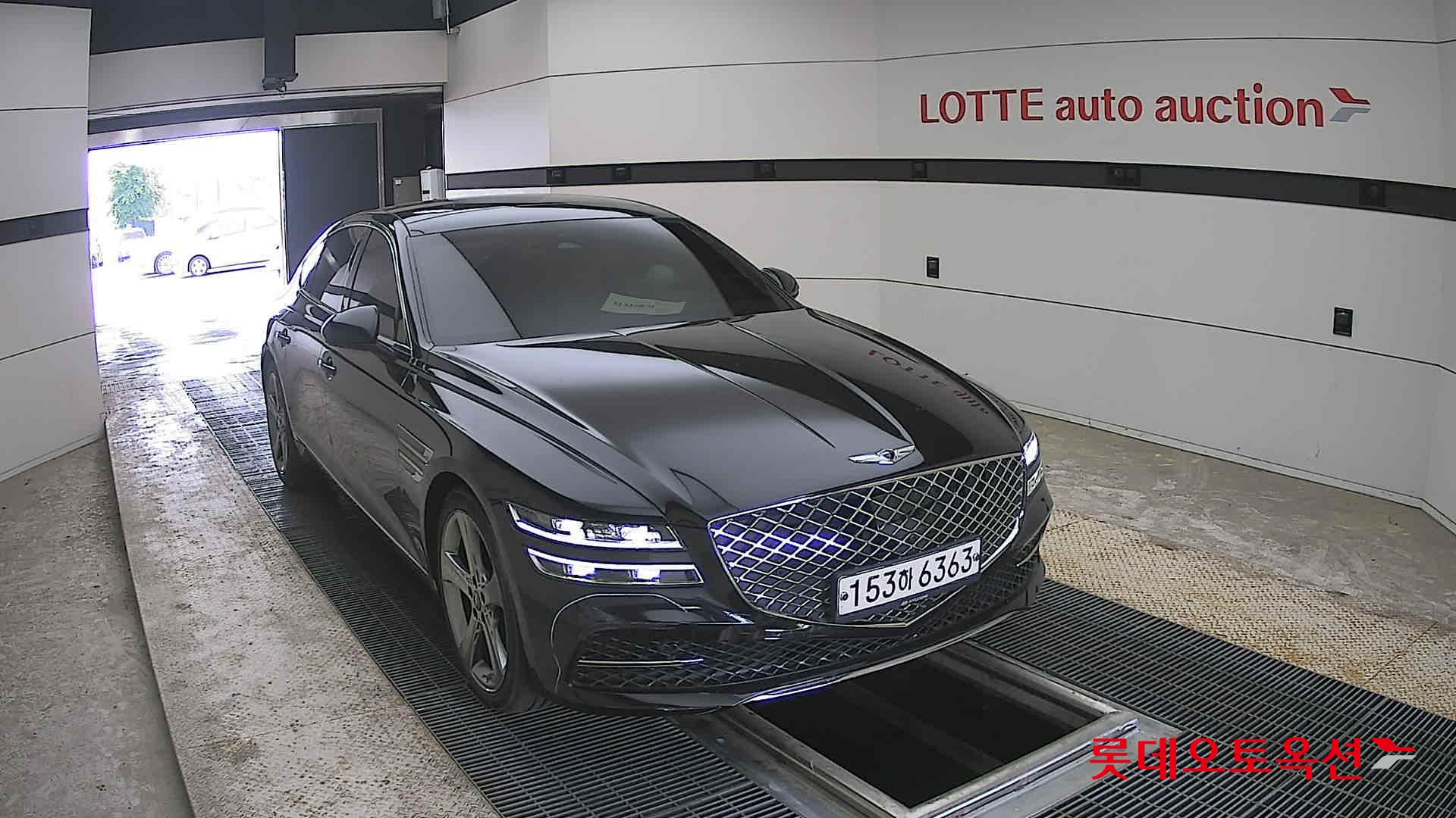Genesis G80 - 24
