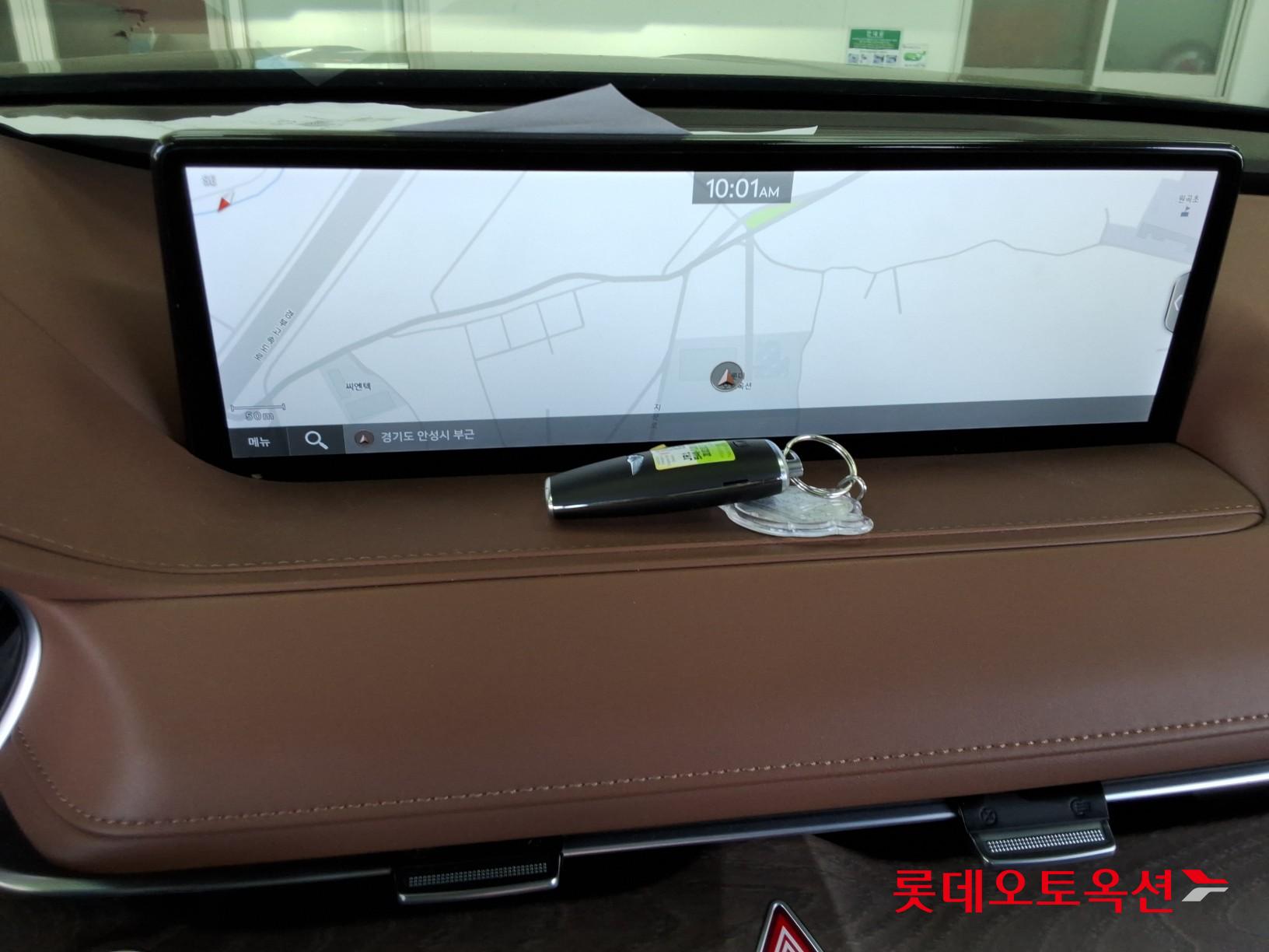 Genesis G80 - 32
