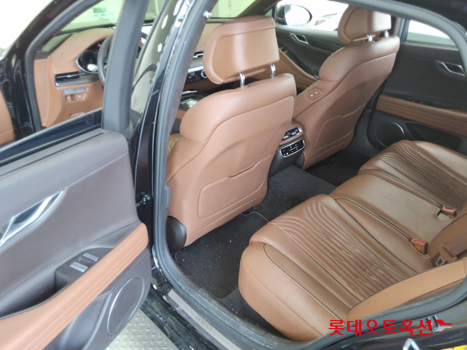 Genesis G80 - 38