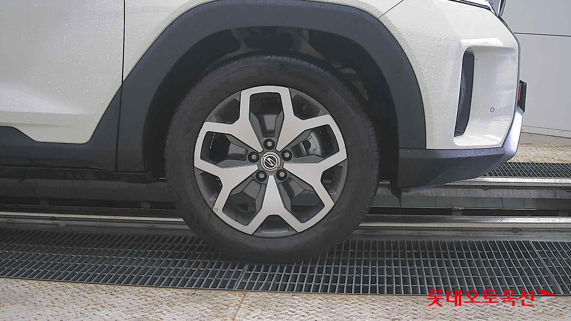 KG Mobility Torres - 27