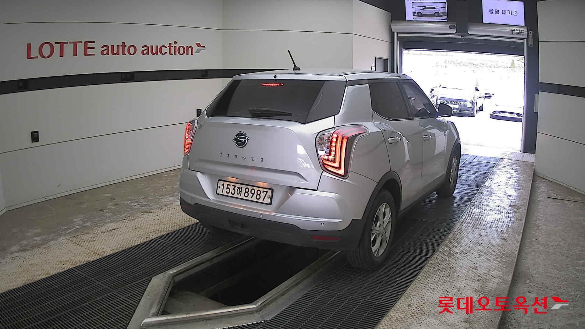 KG Mobility Tivoli - 18