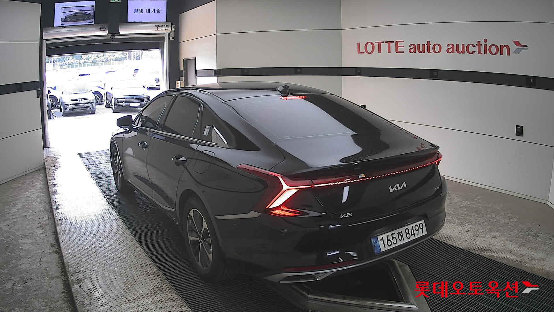 Kia K8 - 16