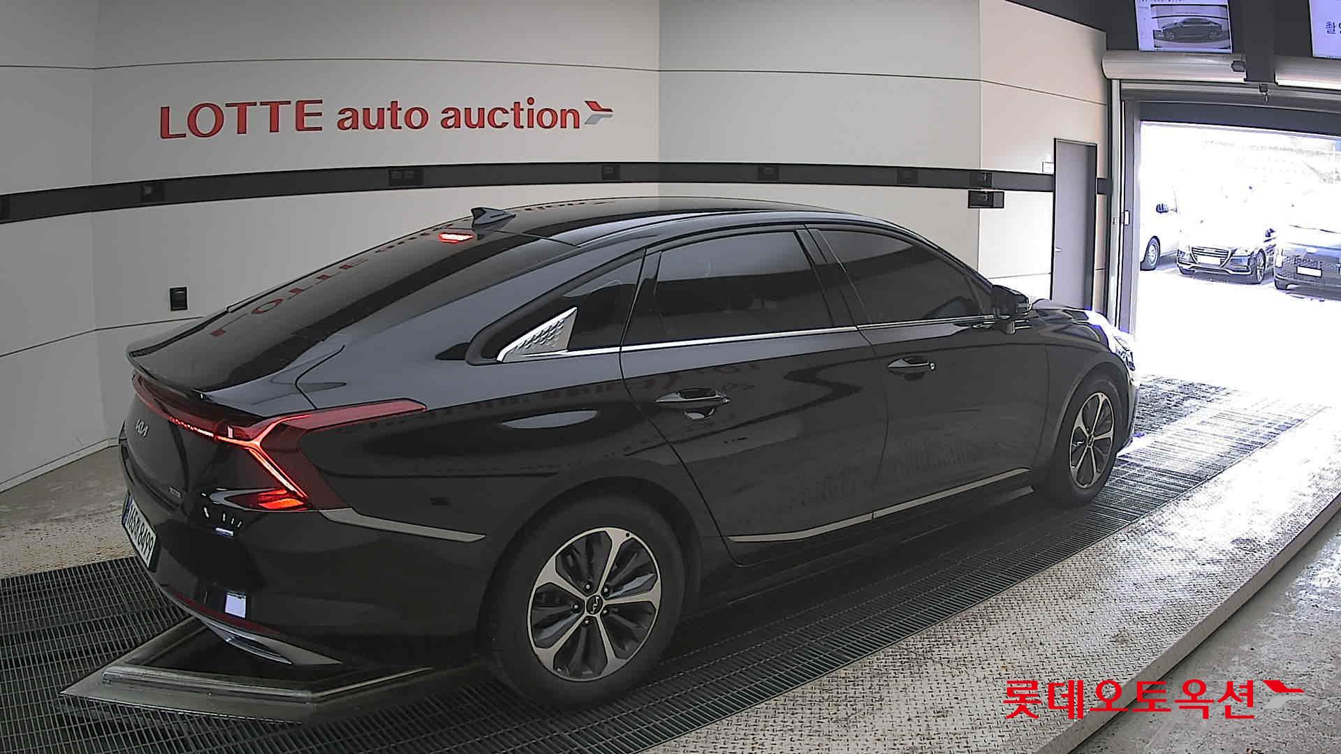 Kia K8 - 19