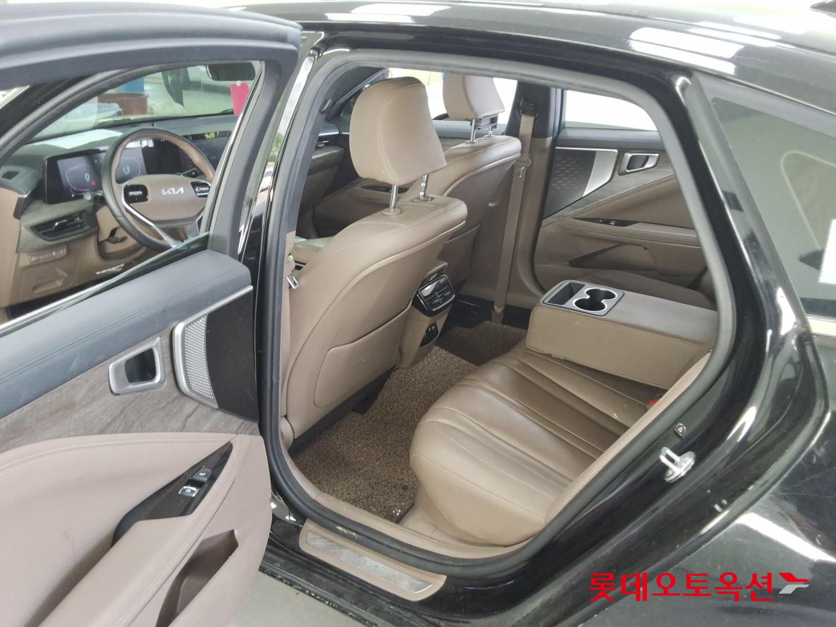 Kia K8 - 36