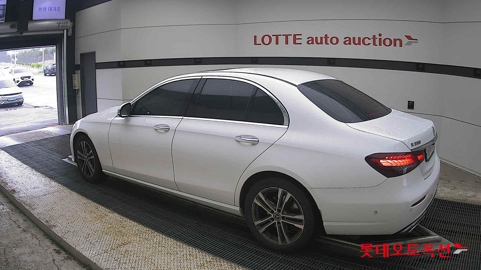 2022 - mercedes-benz e350