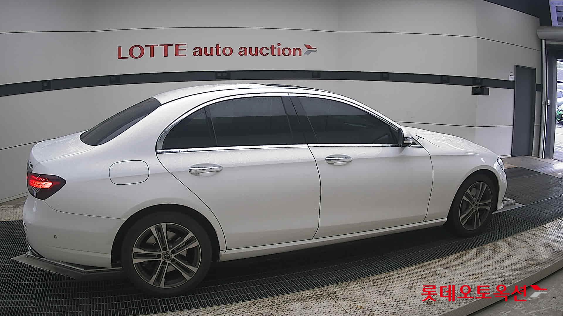 2022 - mercedes-benz e350