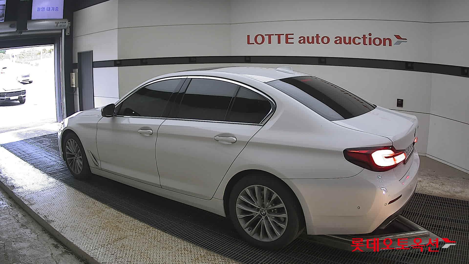 BMW 5 시리즈 - 15