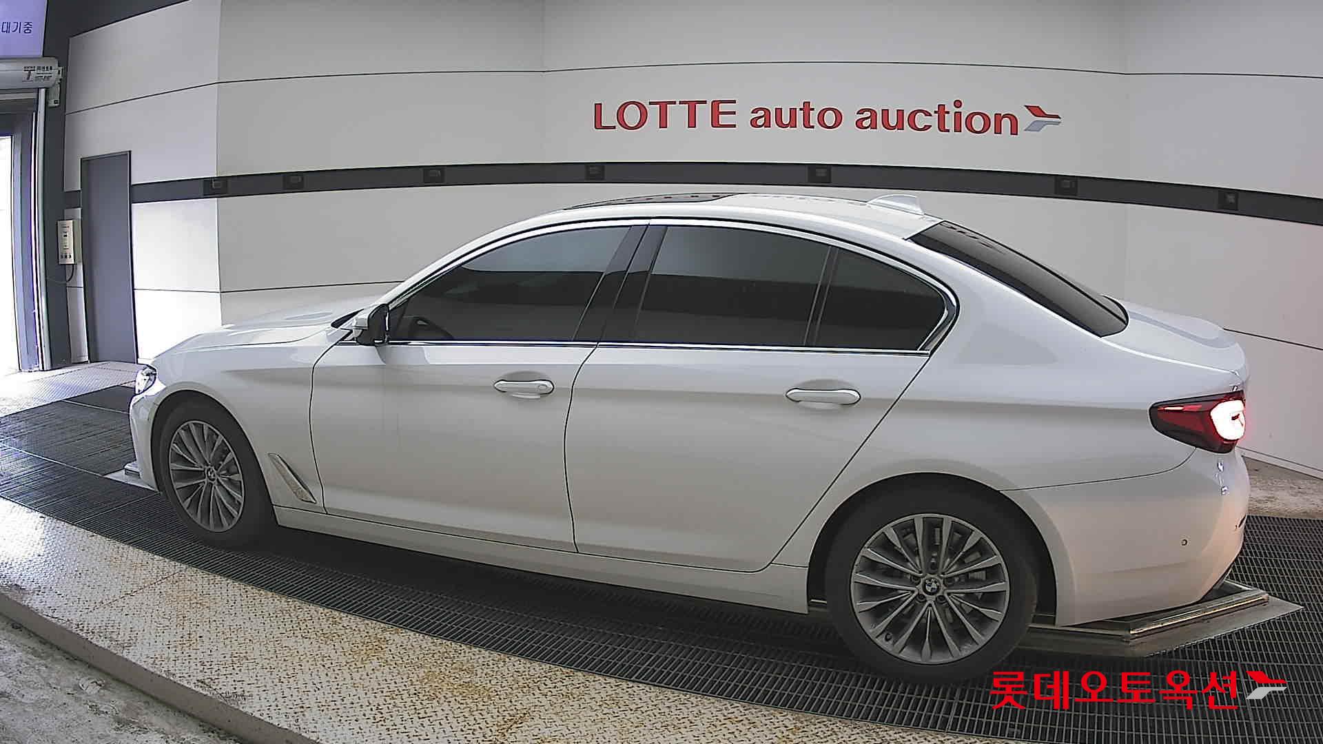 BMW 5 시리즈 - 14