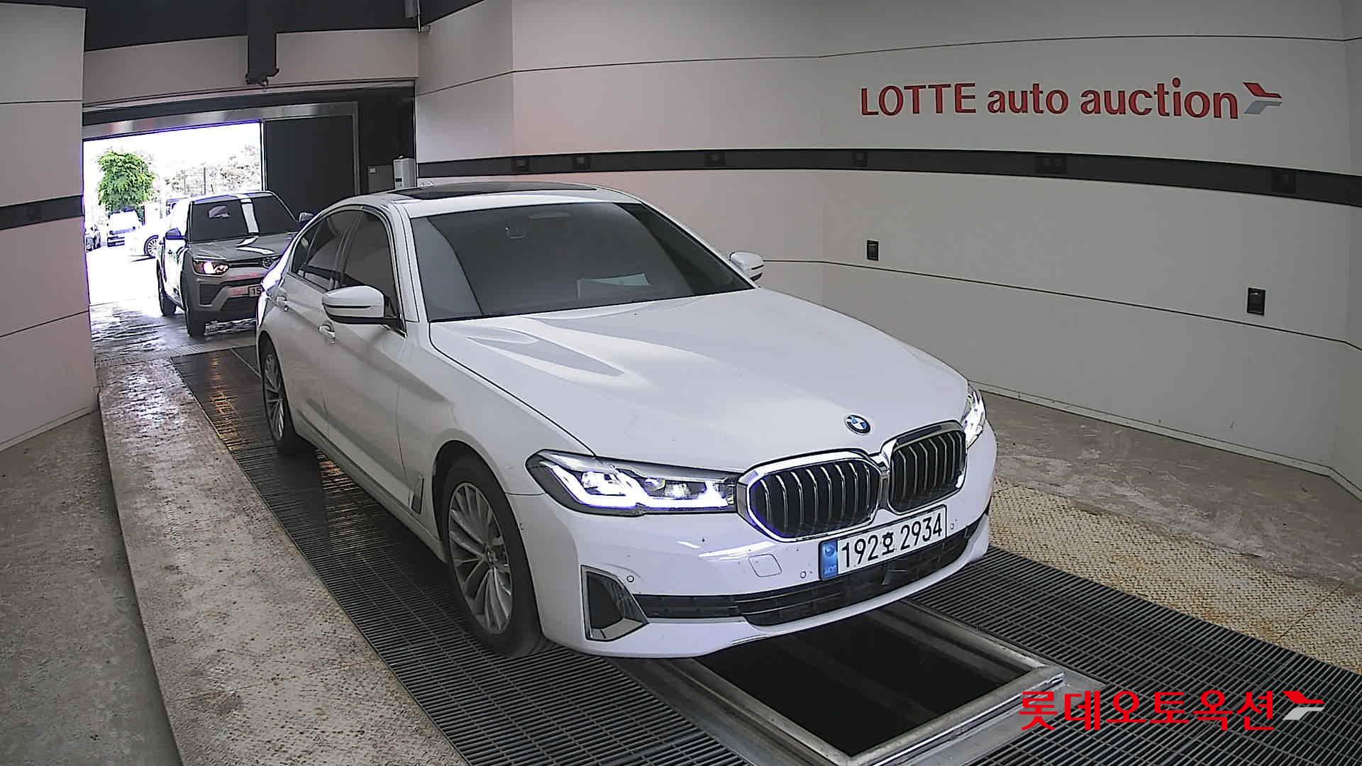 BMW 5 시리즈 - 24