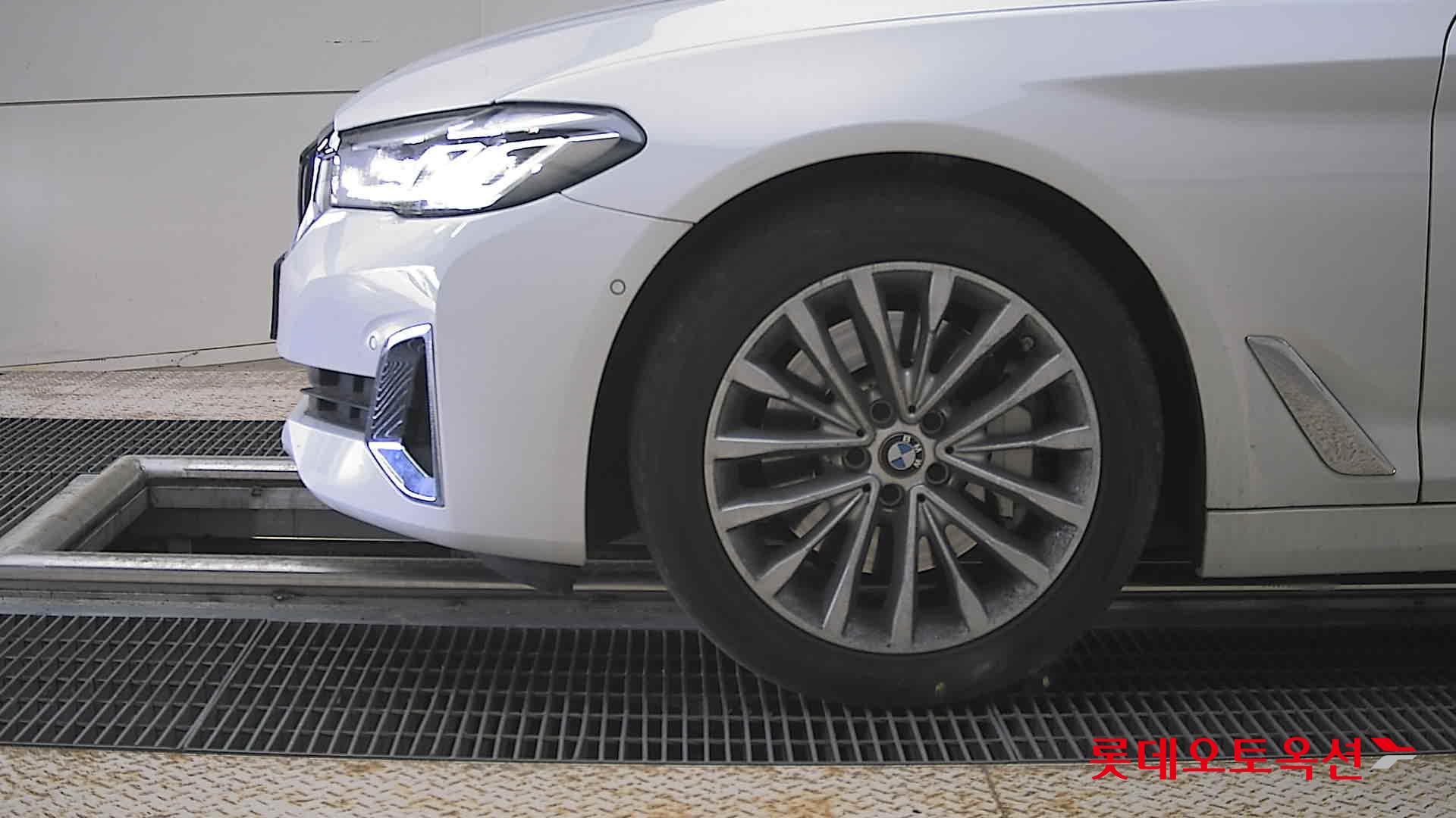 BMW 5 시리즈 - 25