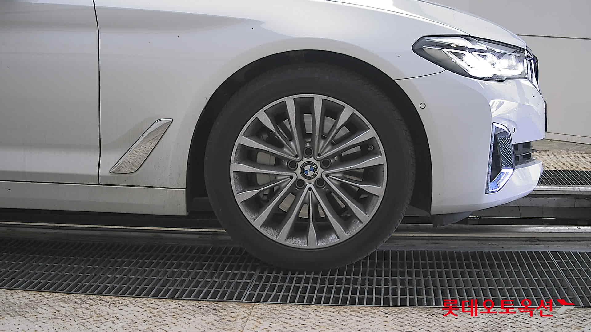 BMW 5 시리즈 - 27