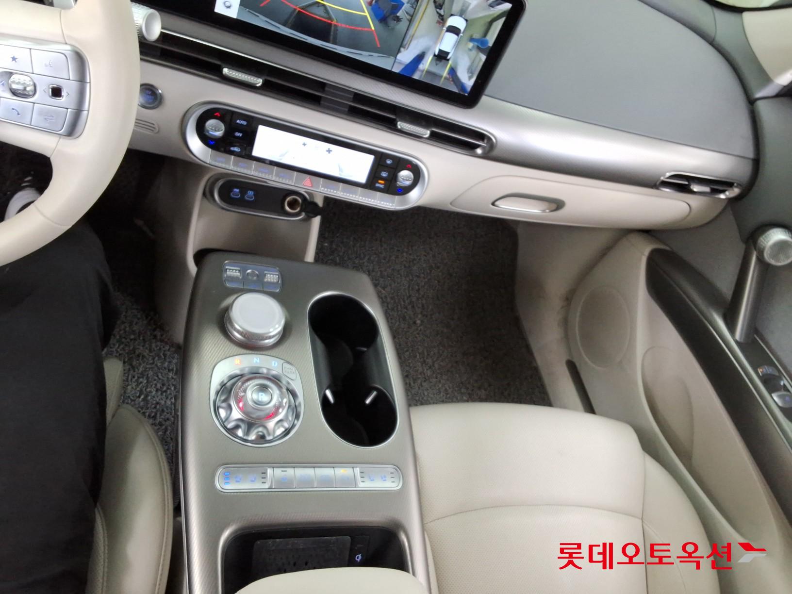 제네시스 GV60 - 35