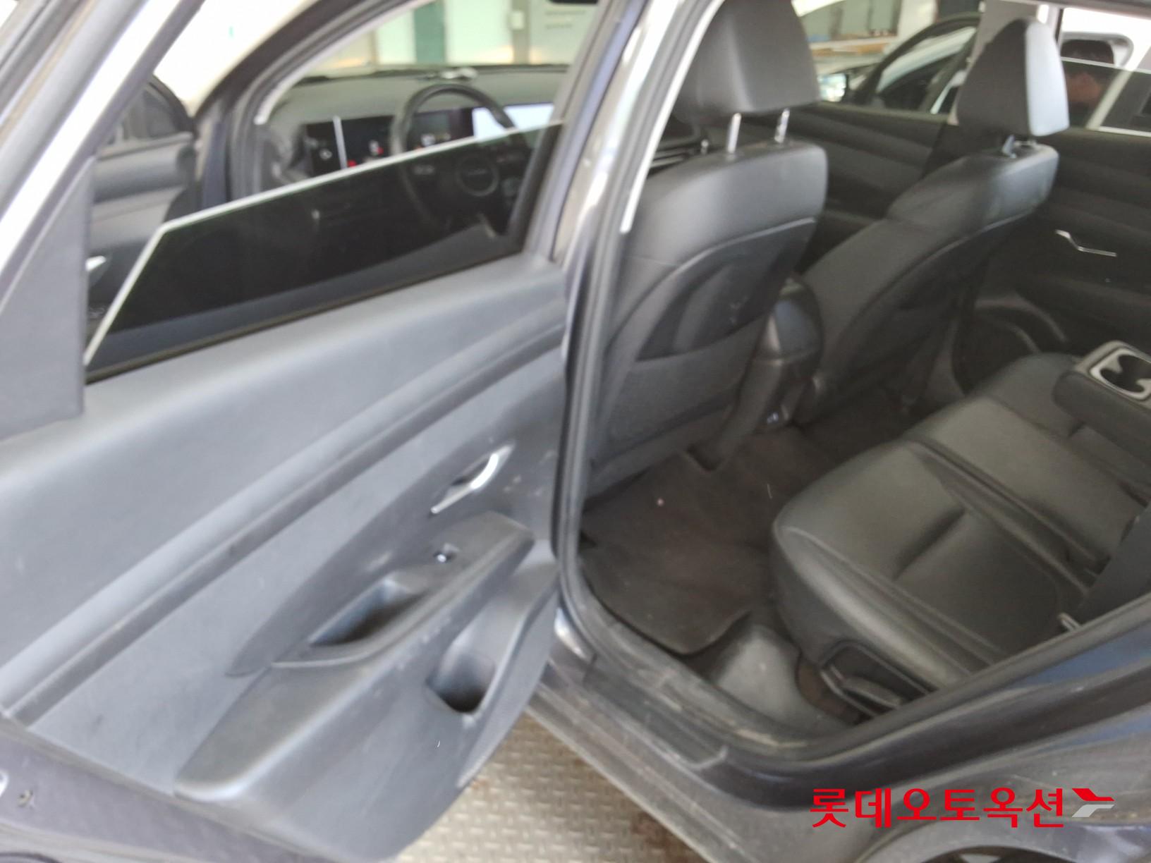 Hyundai Tucson - 38