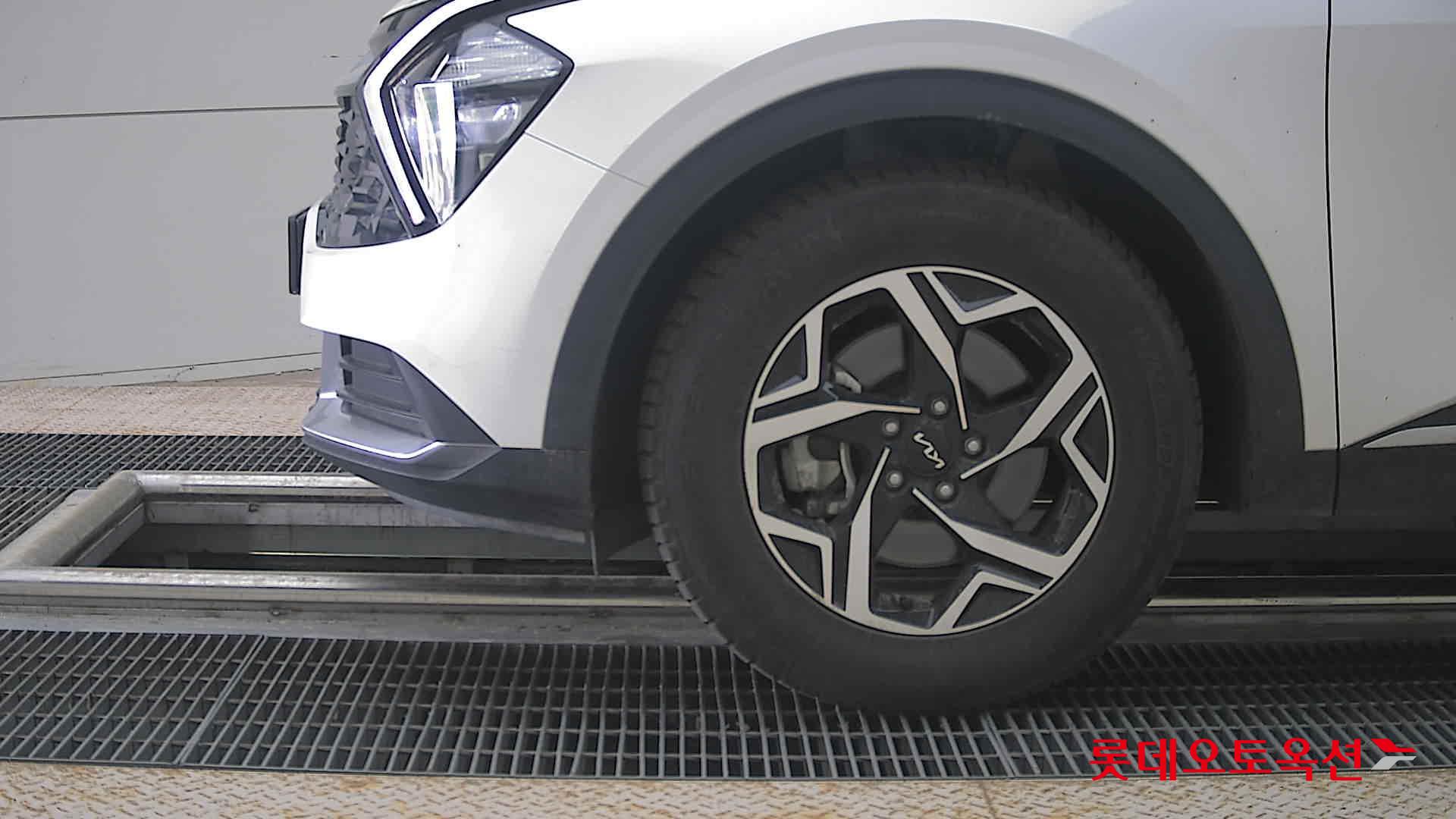 Kia Sportage - 25