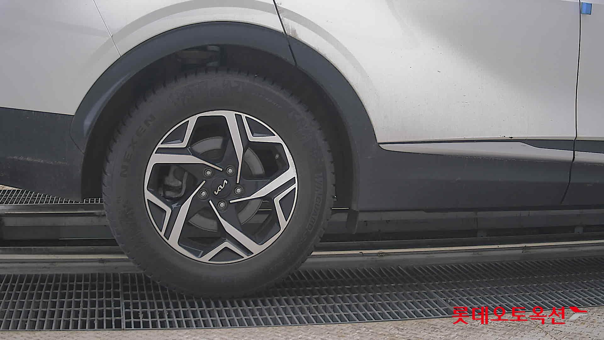 Kia Sportage - 28