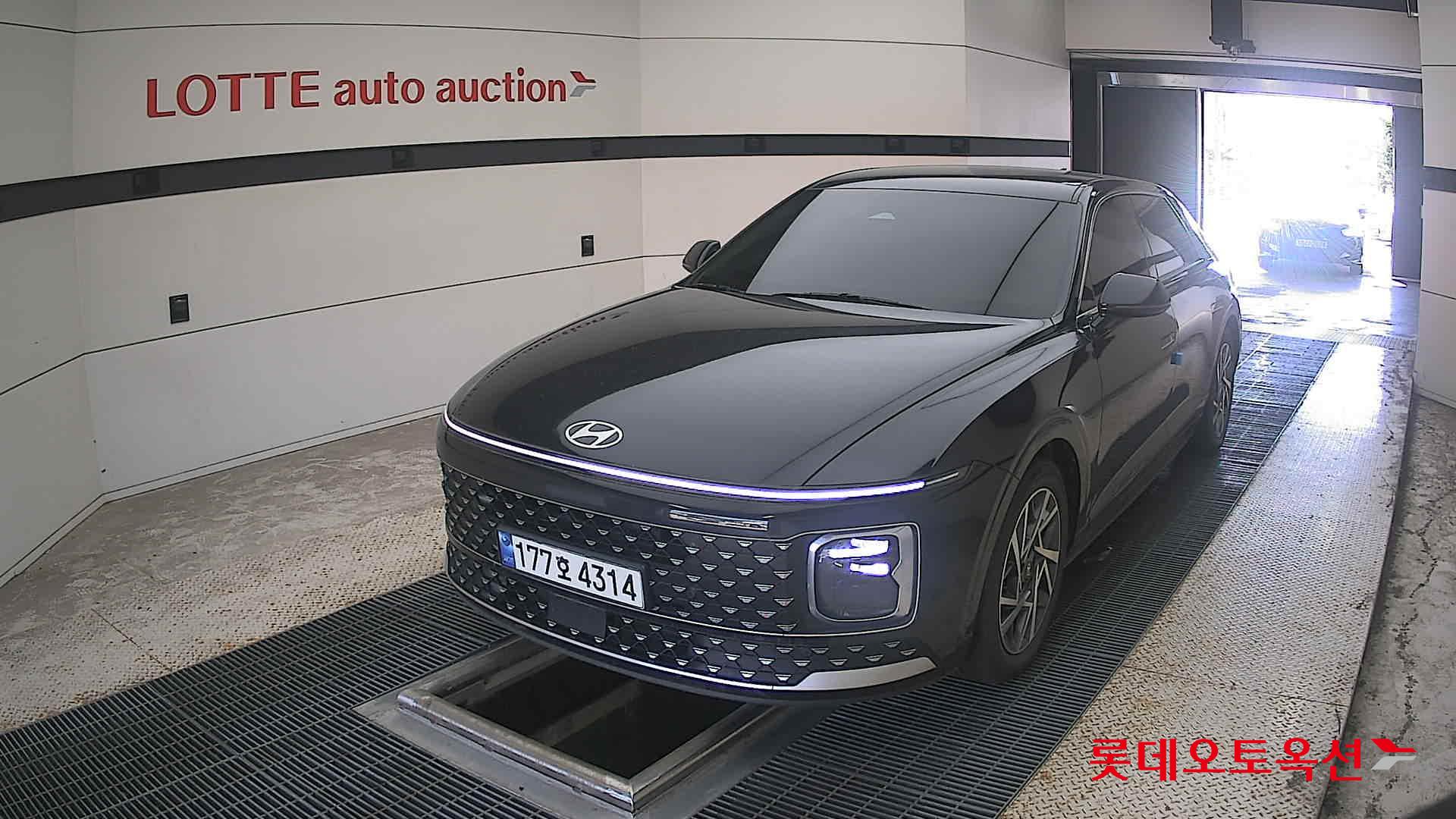 هيونداي جرانديور 2024 AT