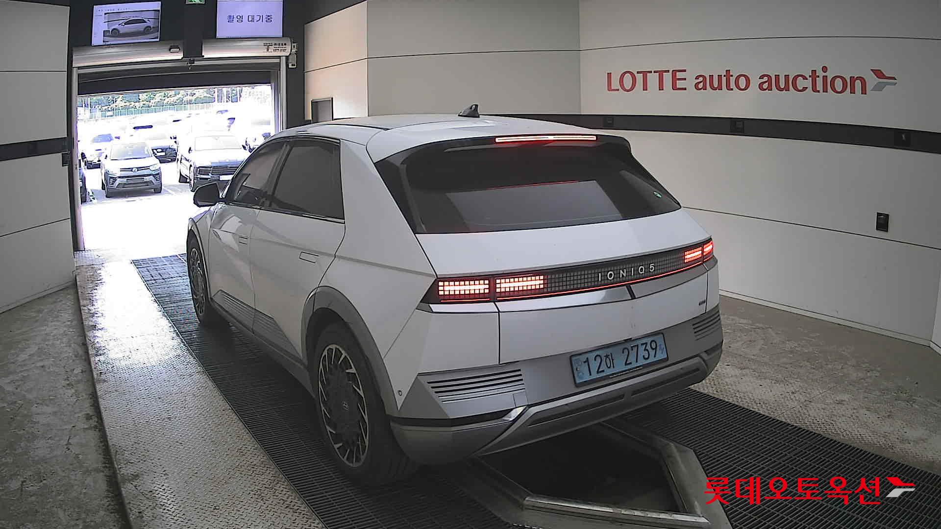 Hyundai Ioniq 5 - 16