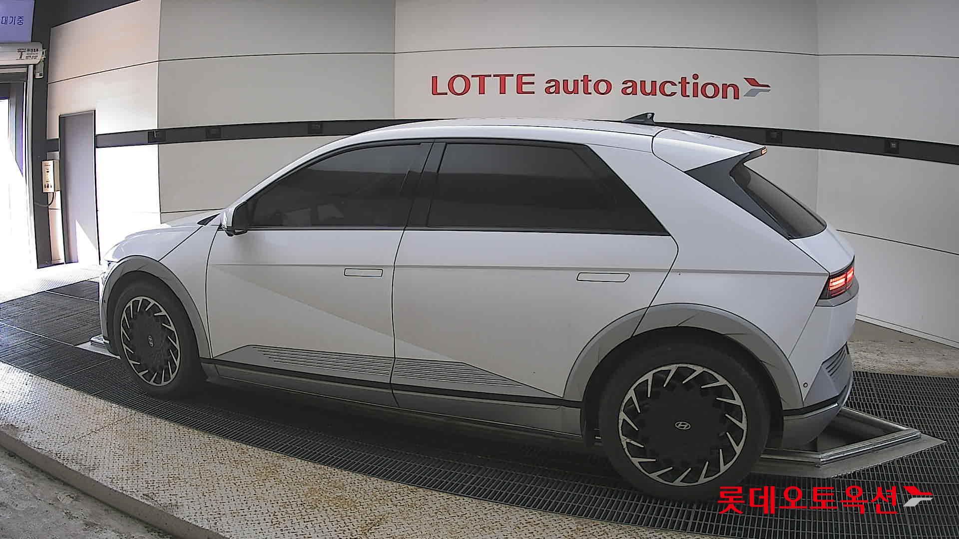 Hyundai Ioniq 5 - 14