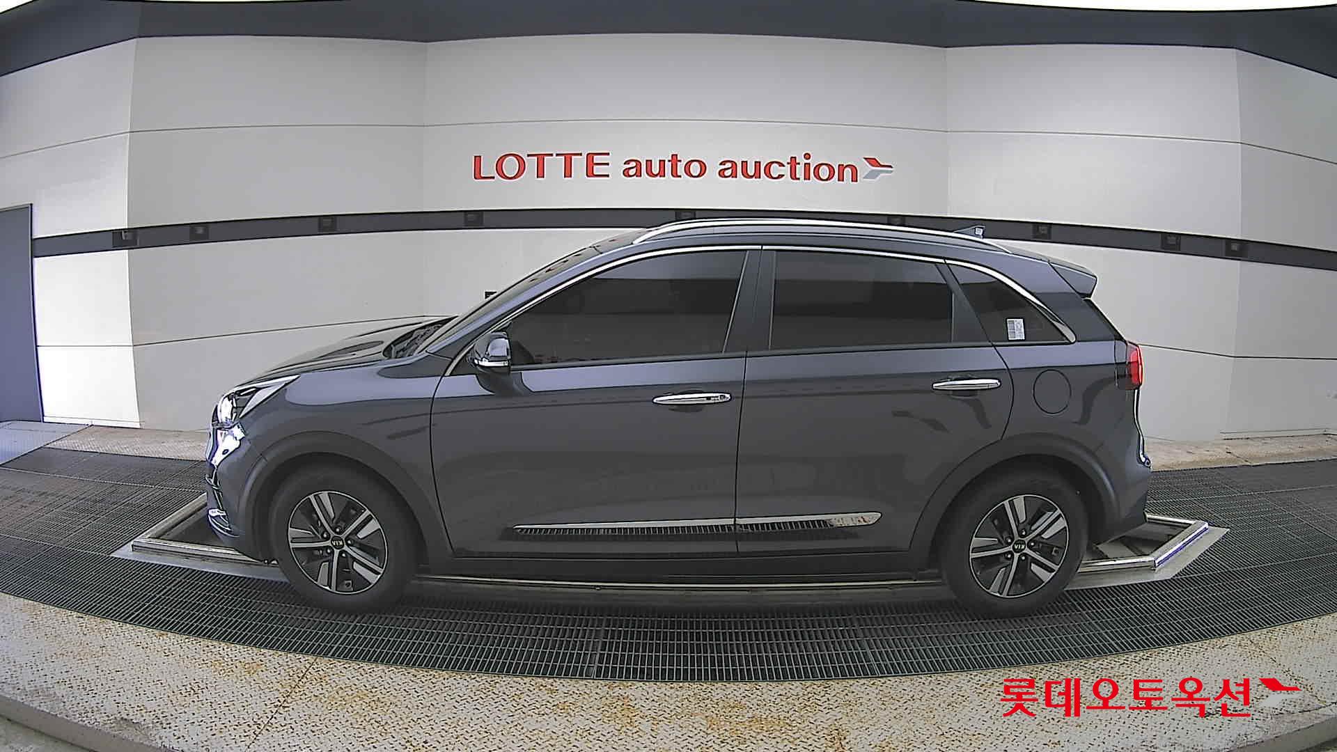 Kia Niro - 13