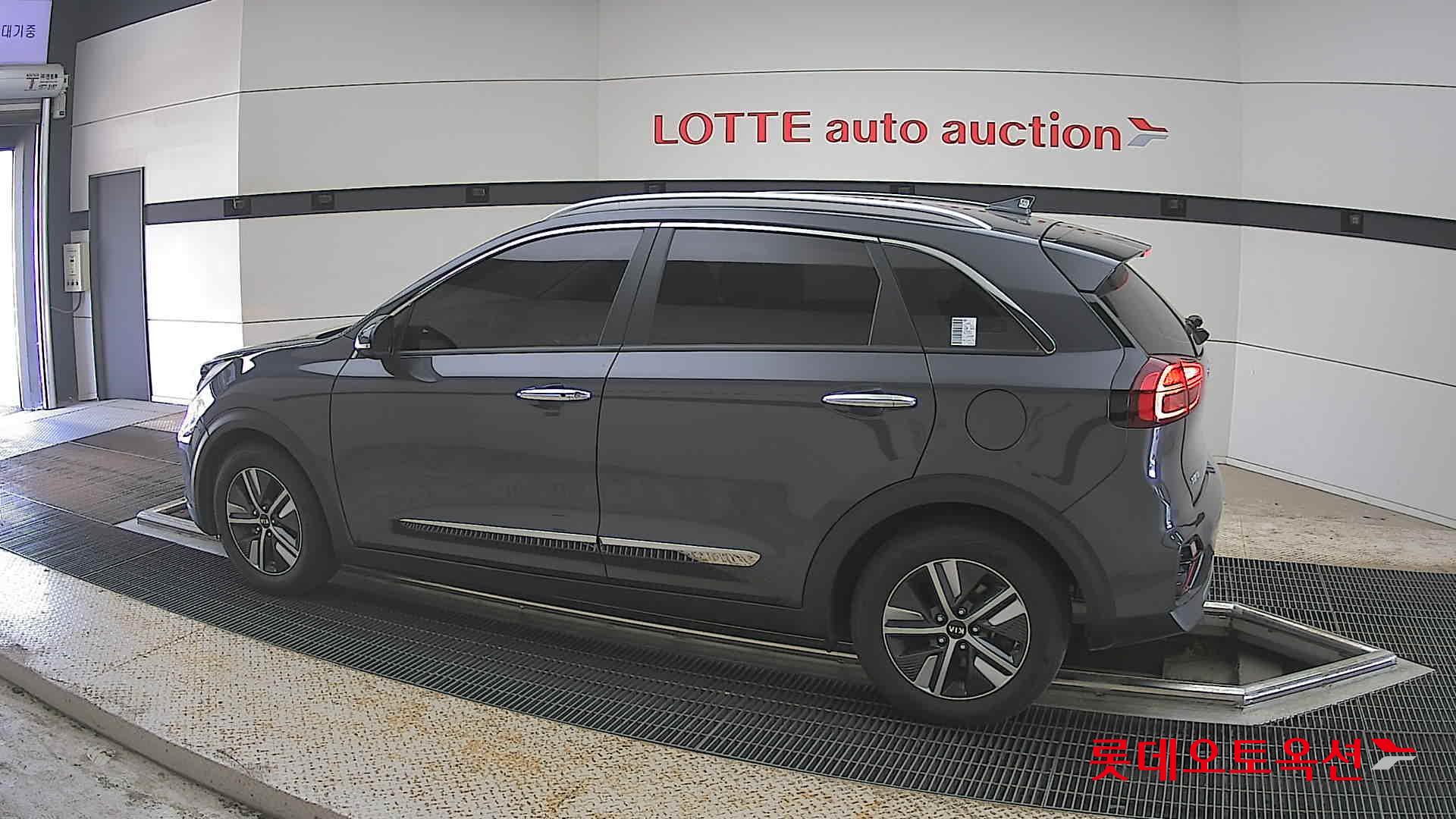 Kia Niro - 14