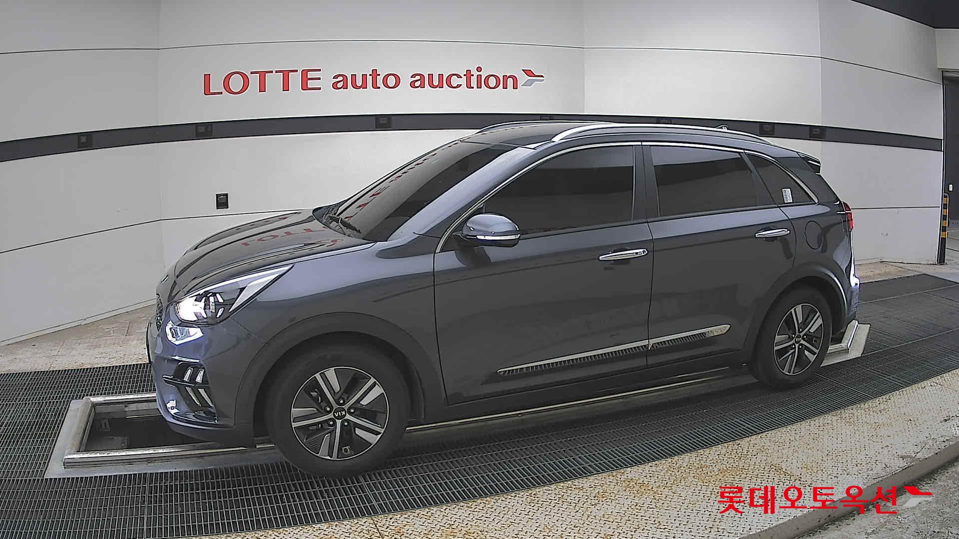 Kia Niro - 12