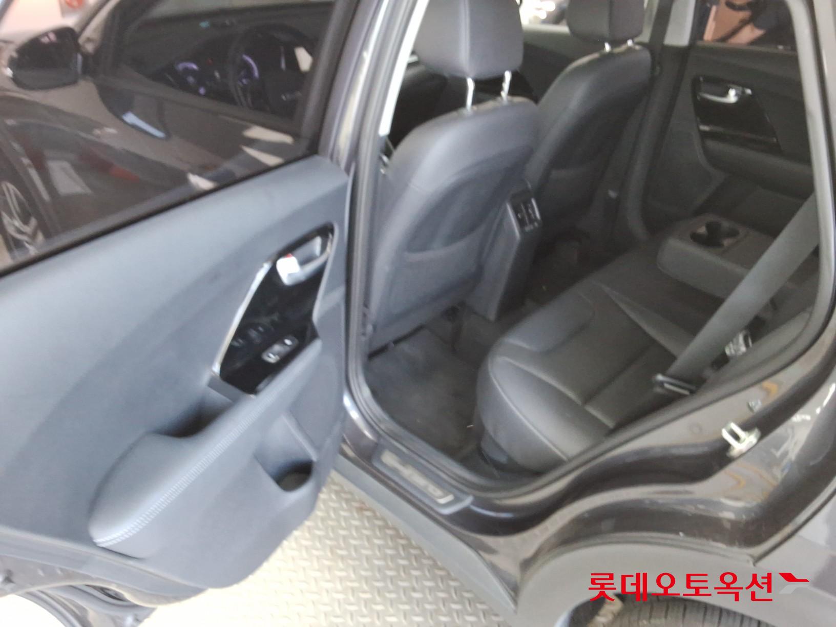 Kia Niro - 37
