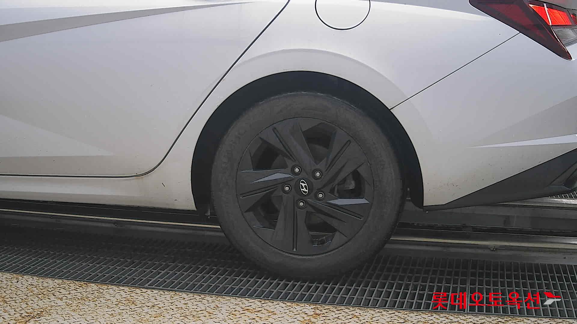2023 - hyundai avante