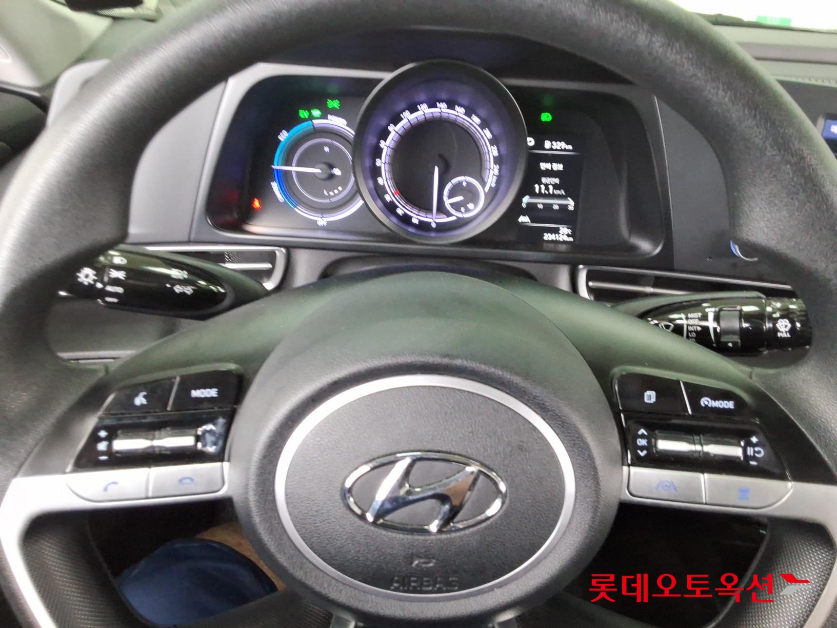 2023 - hyundai avante