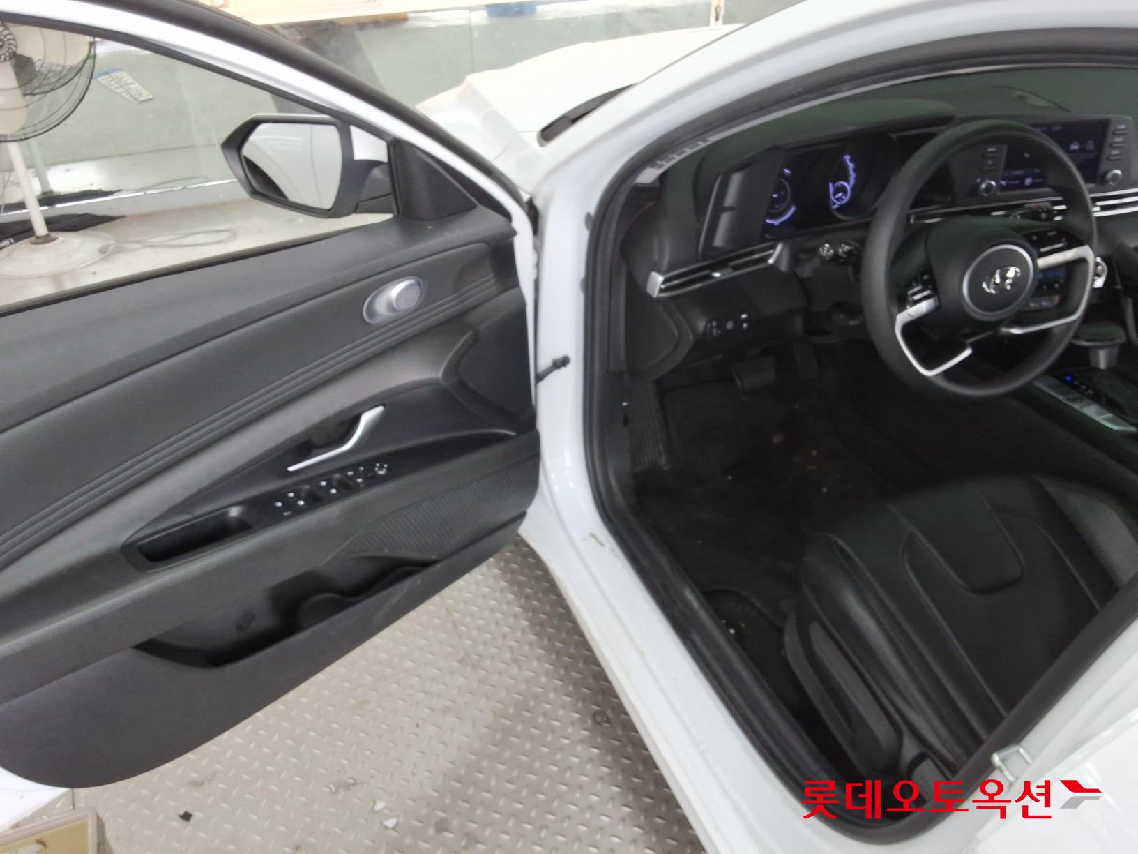 2023 - hyundai avante