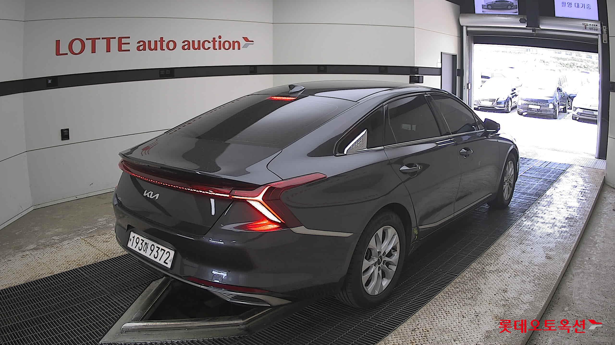 Kia K8 - 5