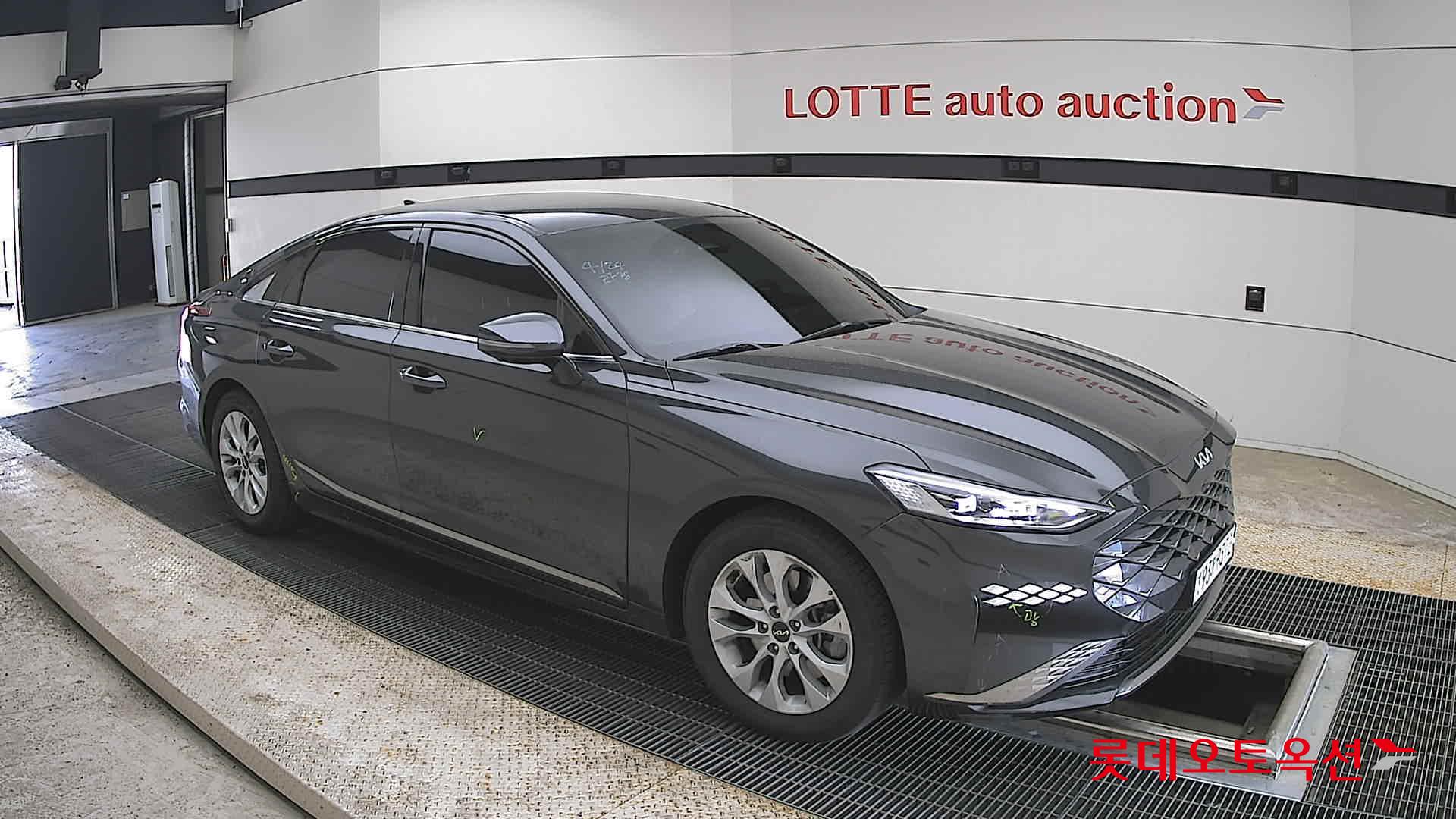 Kia K8 - 23