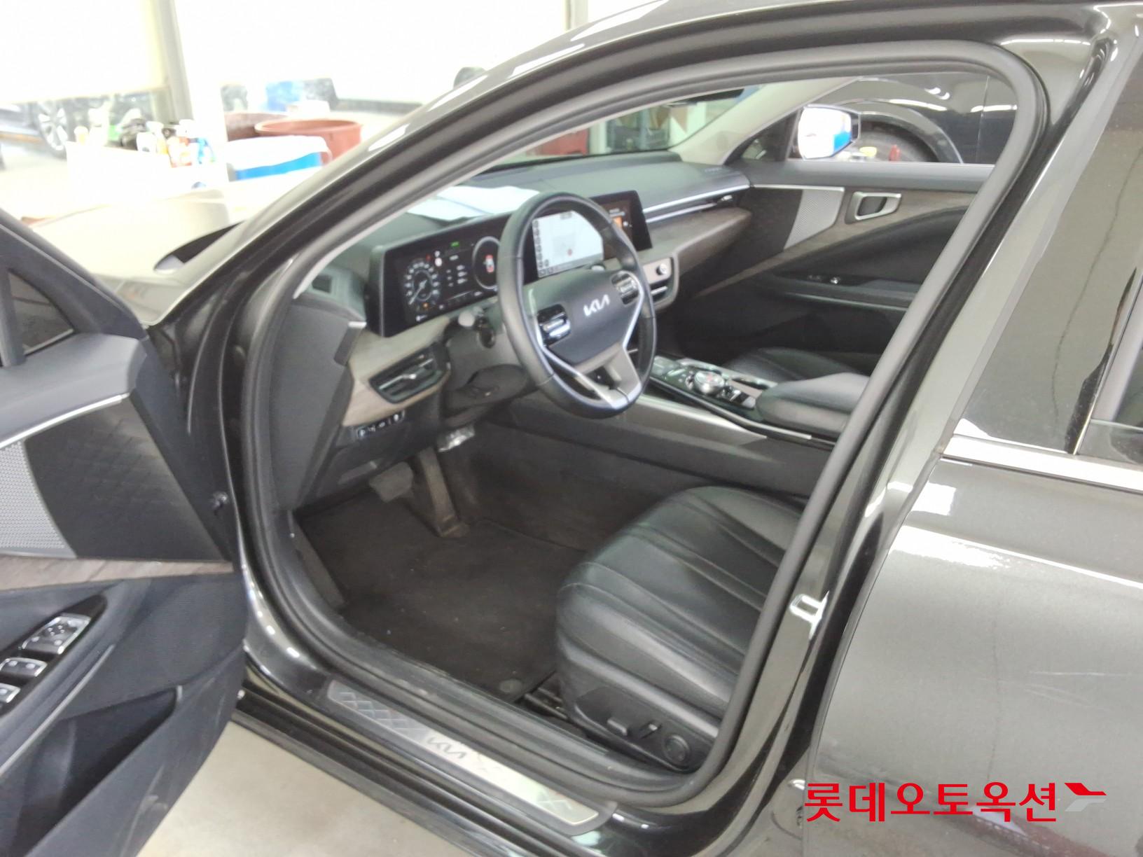 Kia K8 - 35
