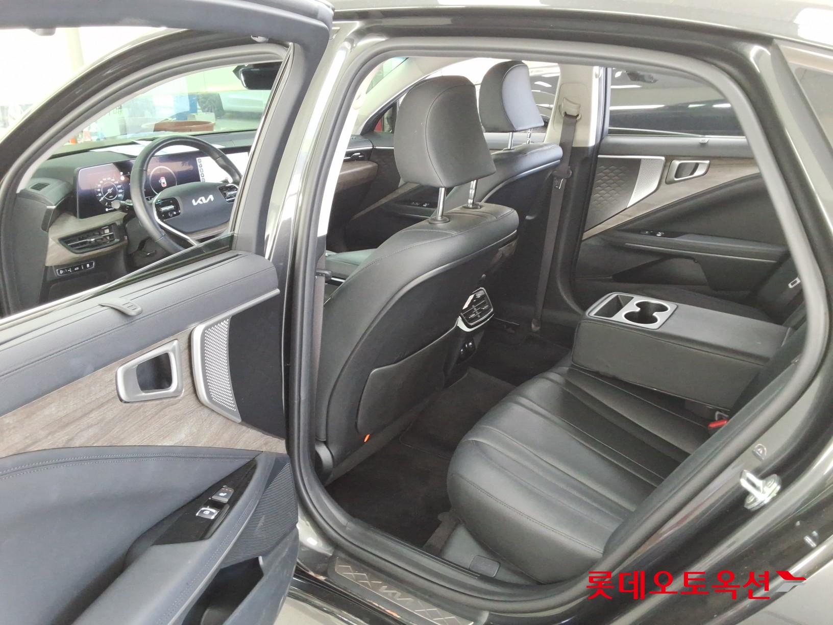 Kia K8 - 36