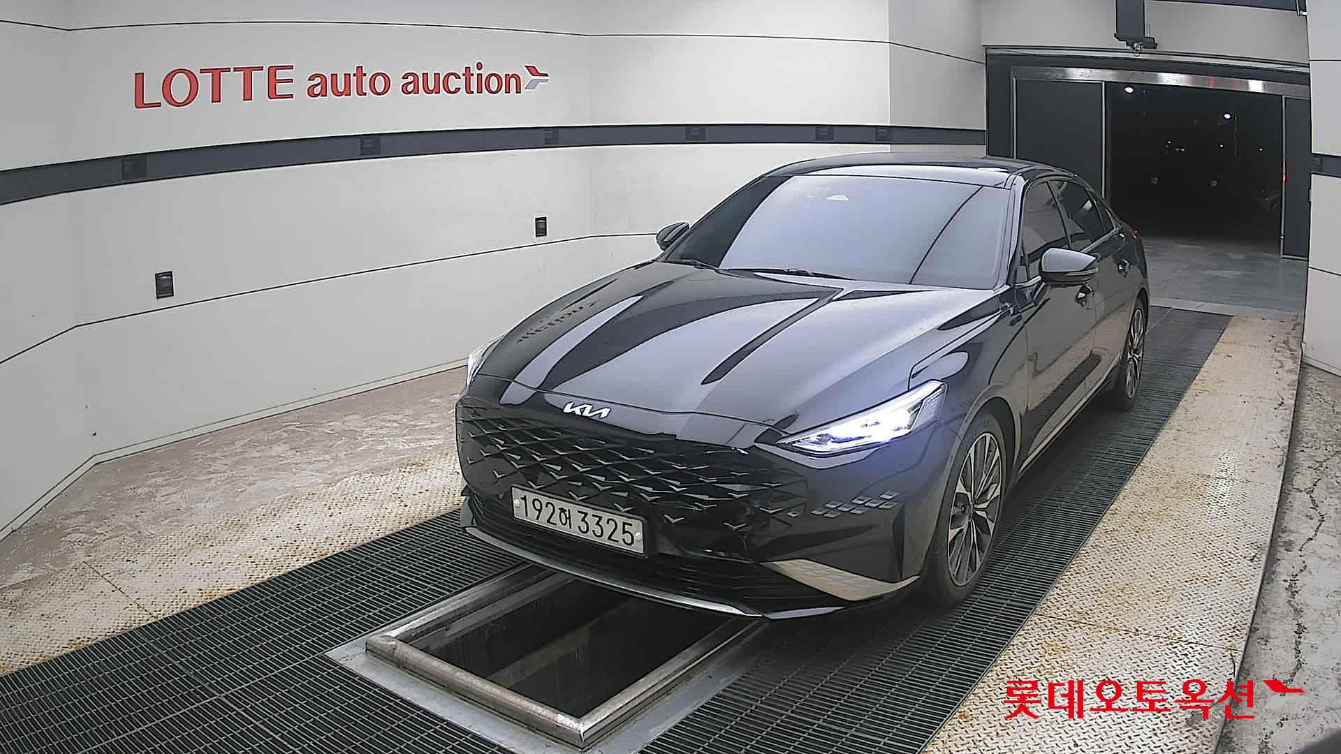 2023 - kia k8