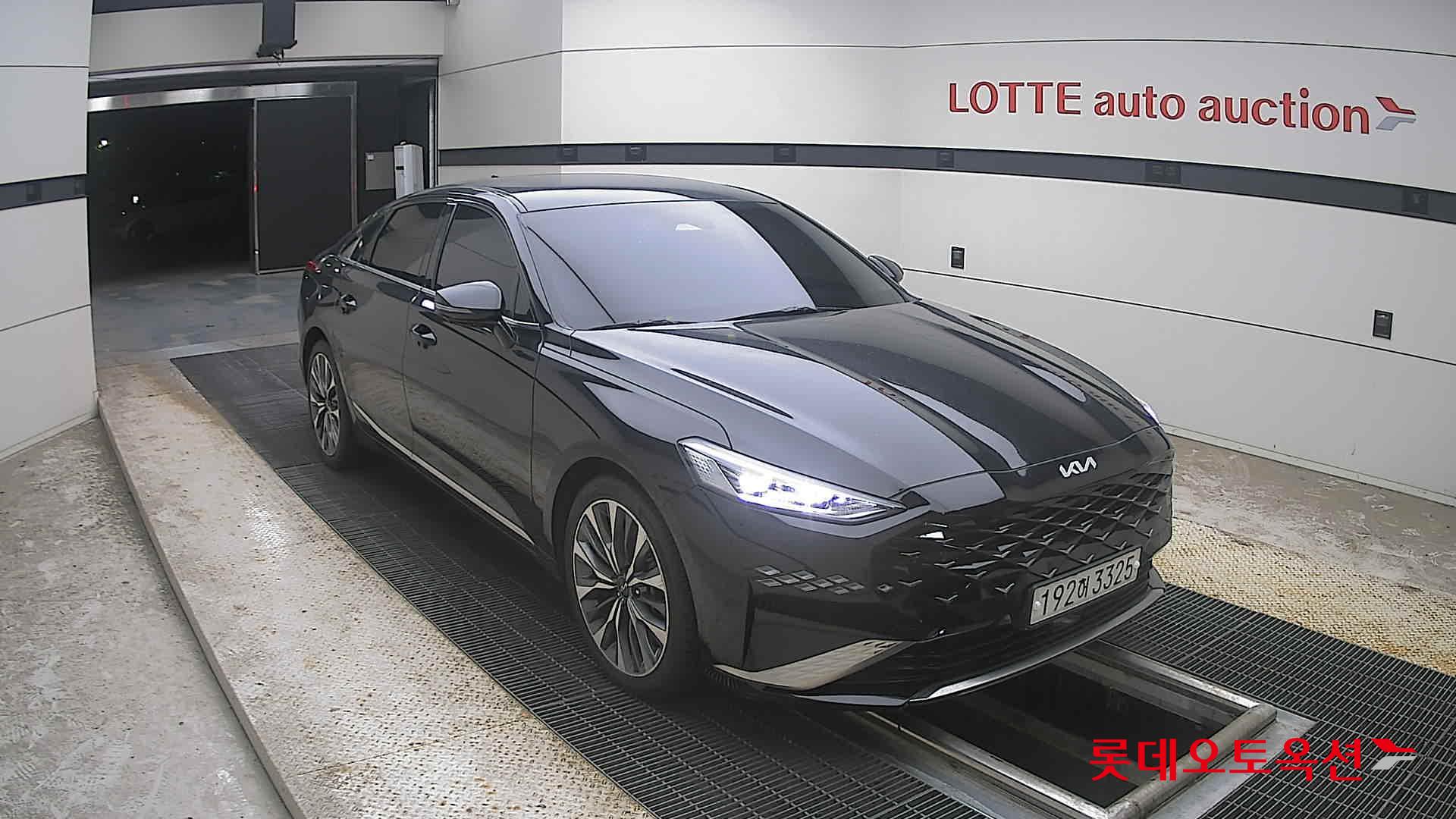 2023 - kia k8
