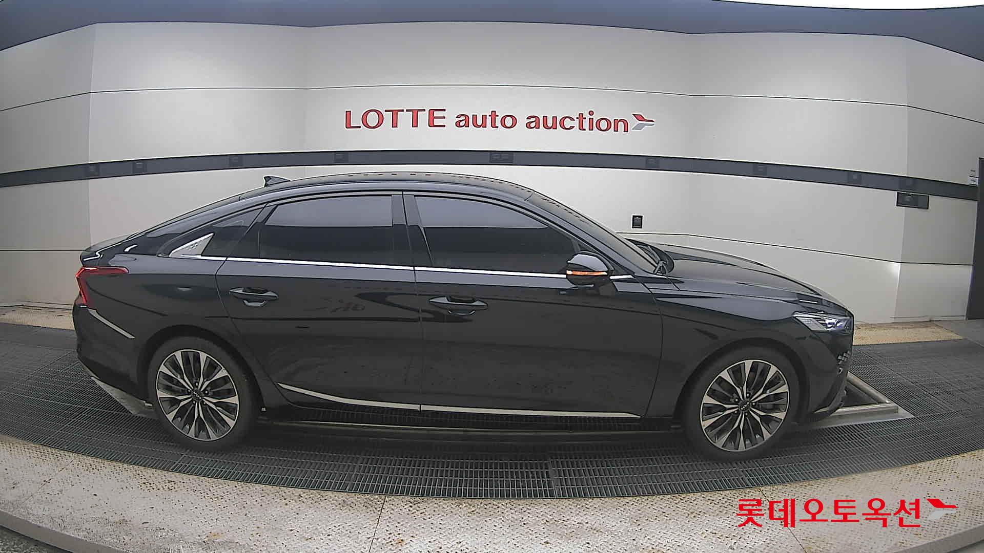 2023 - kia k8