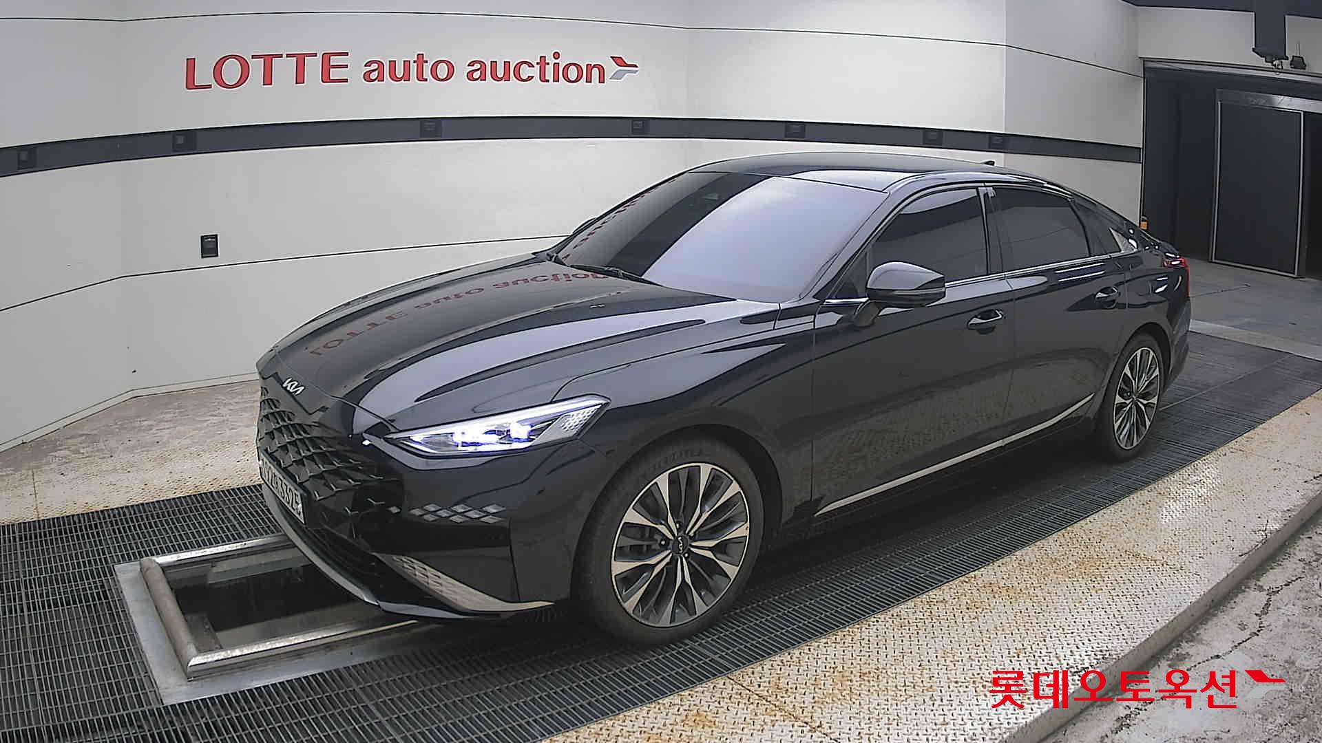 2023 - kia k8
