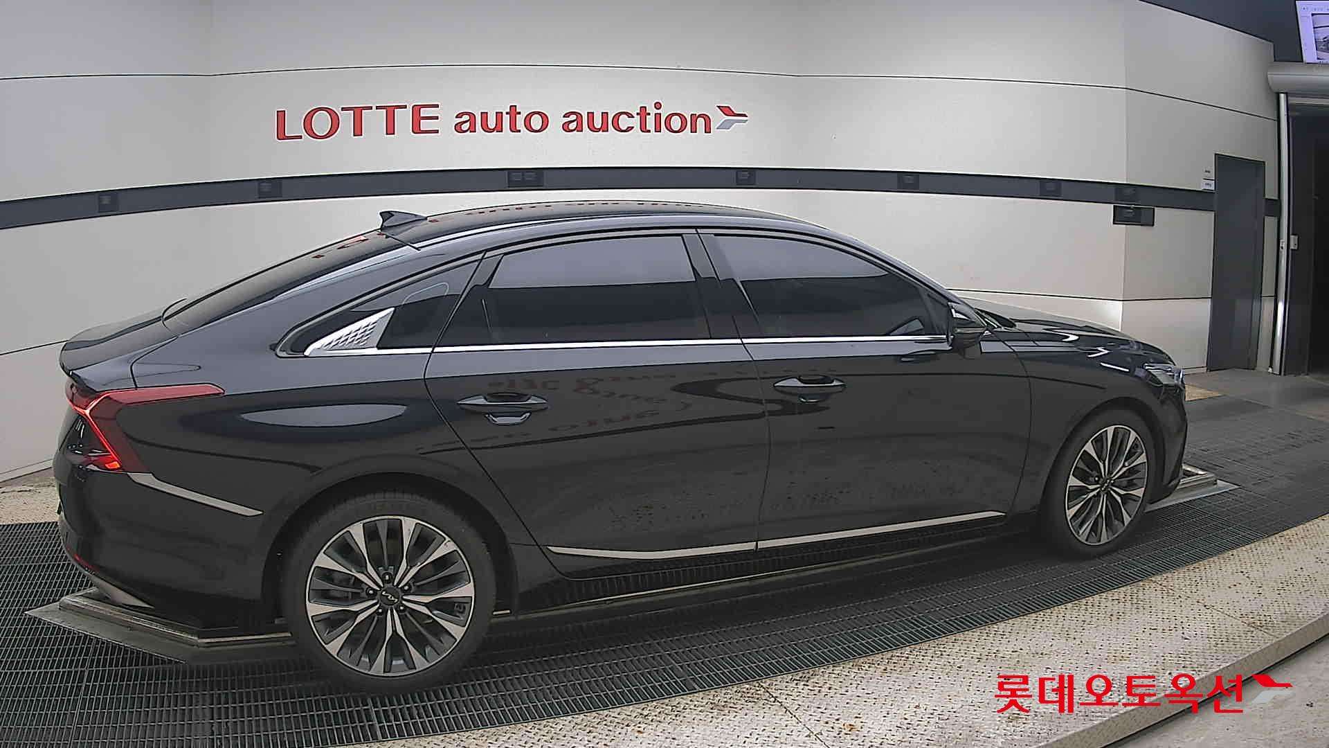 2023 - kia k8