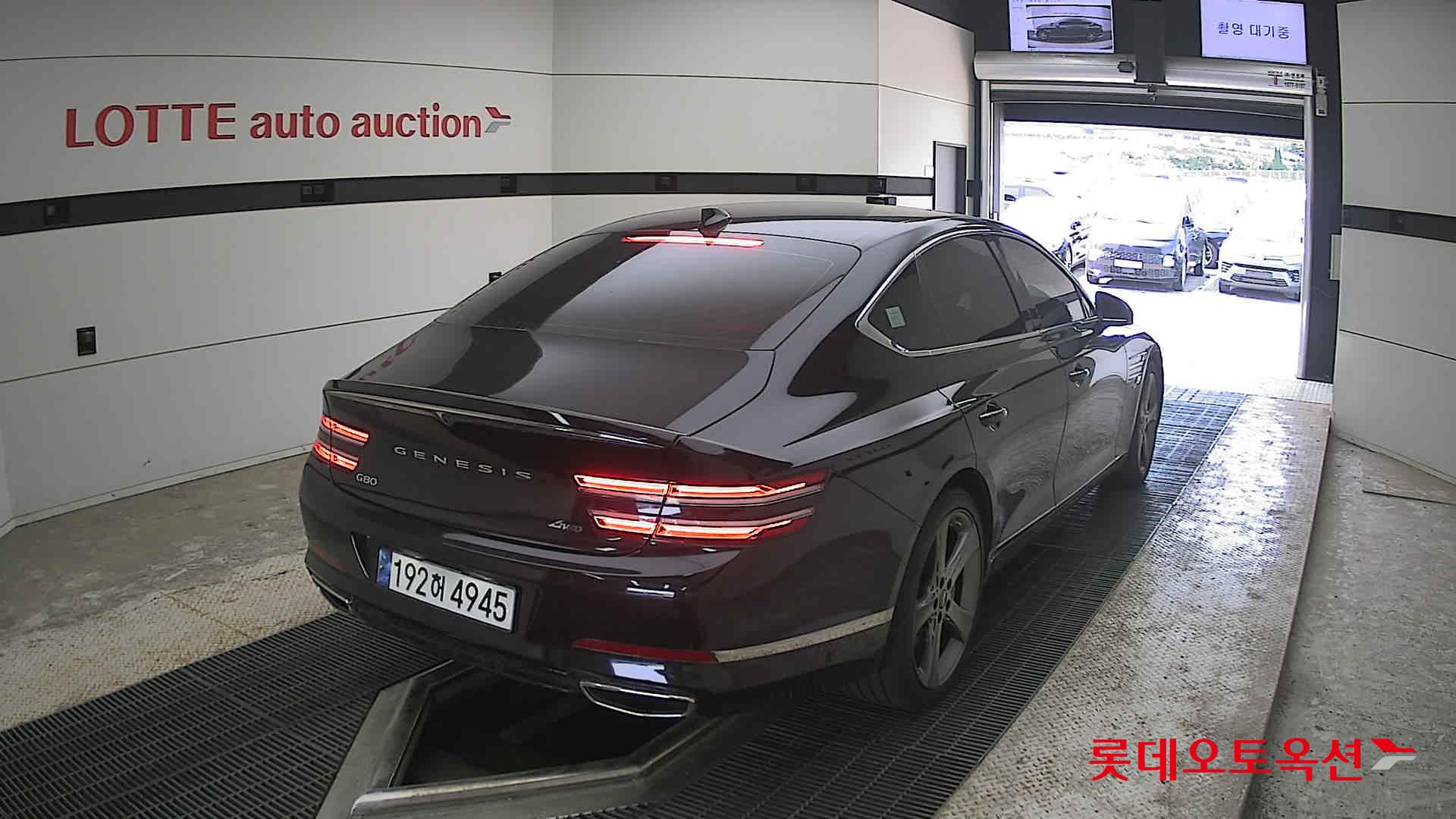 Genesis G80 - 18
