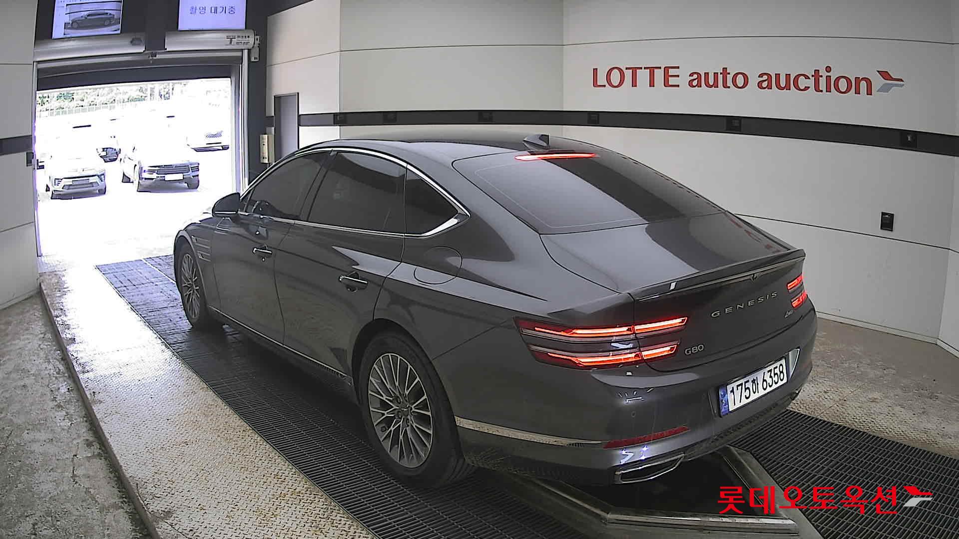Genesis G80 - 4