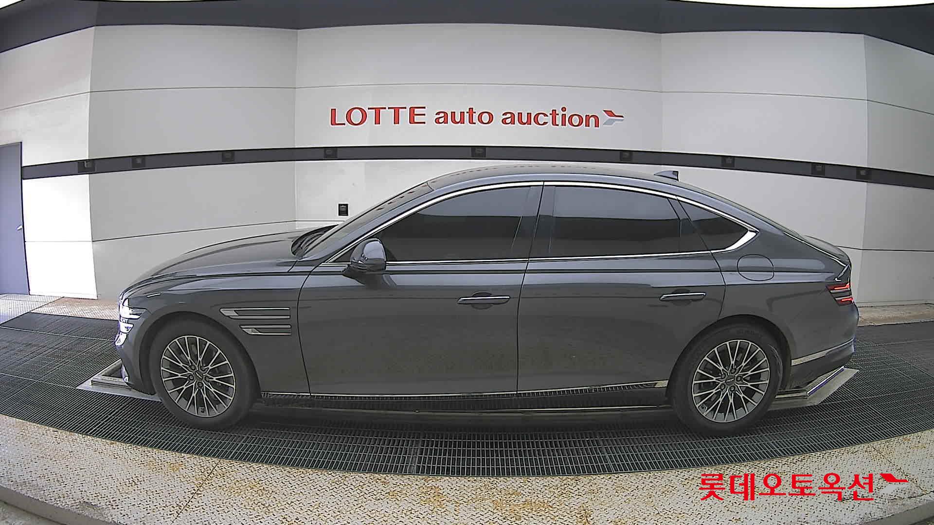 Genesis G80 - 13