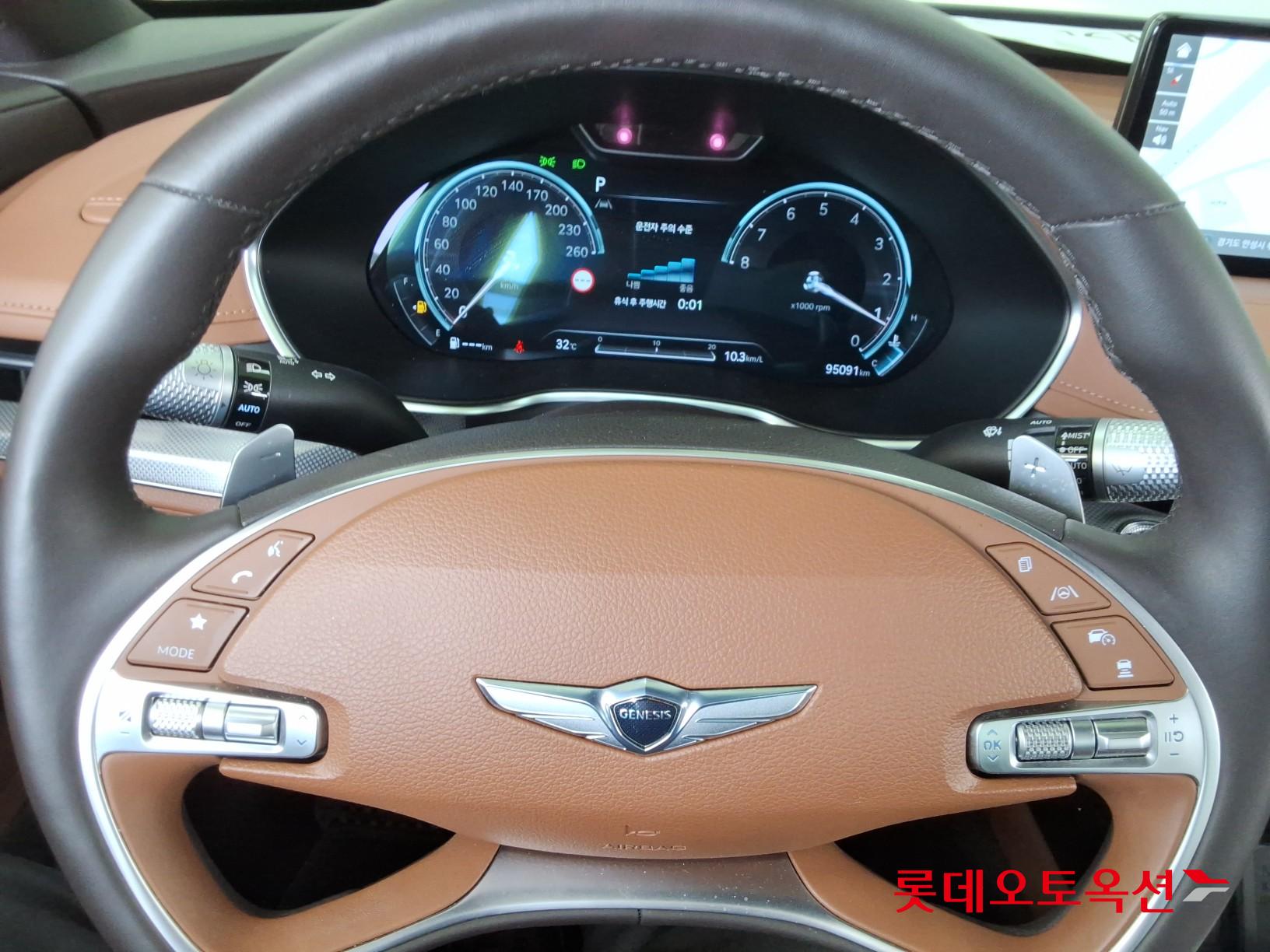 Genesis G80 - 30