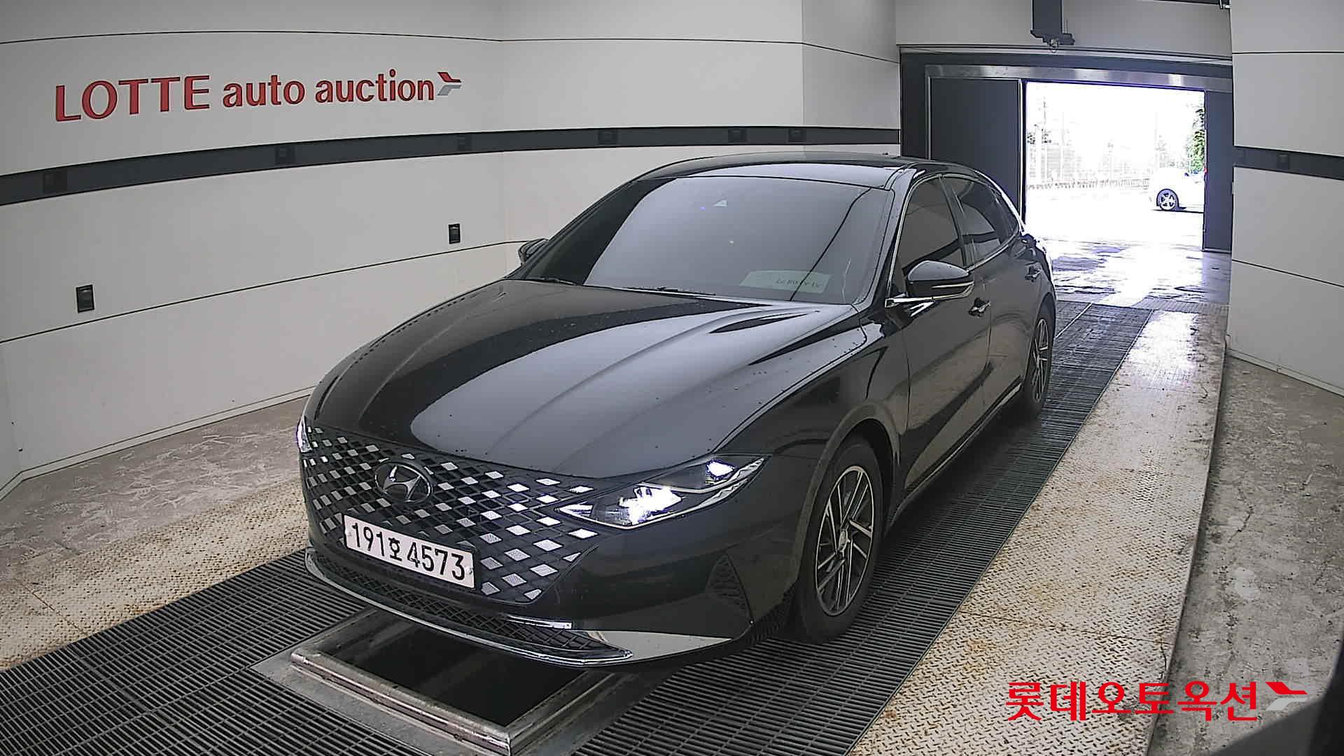 2022 - hyundai grandeur